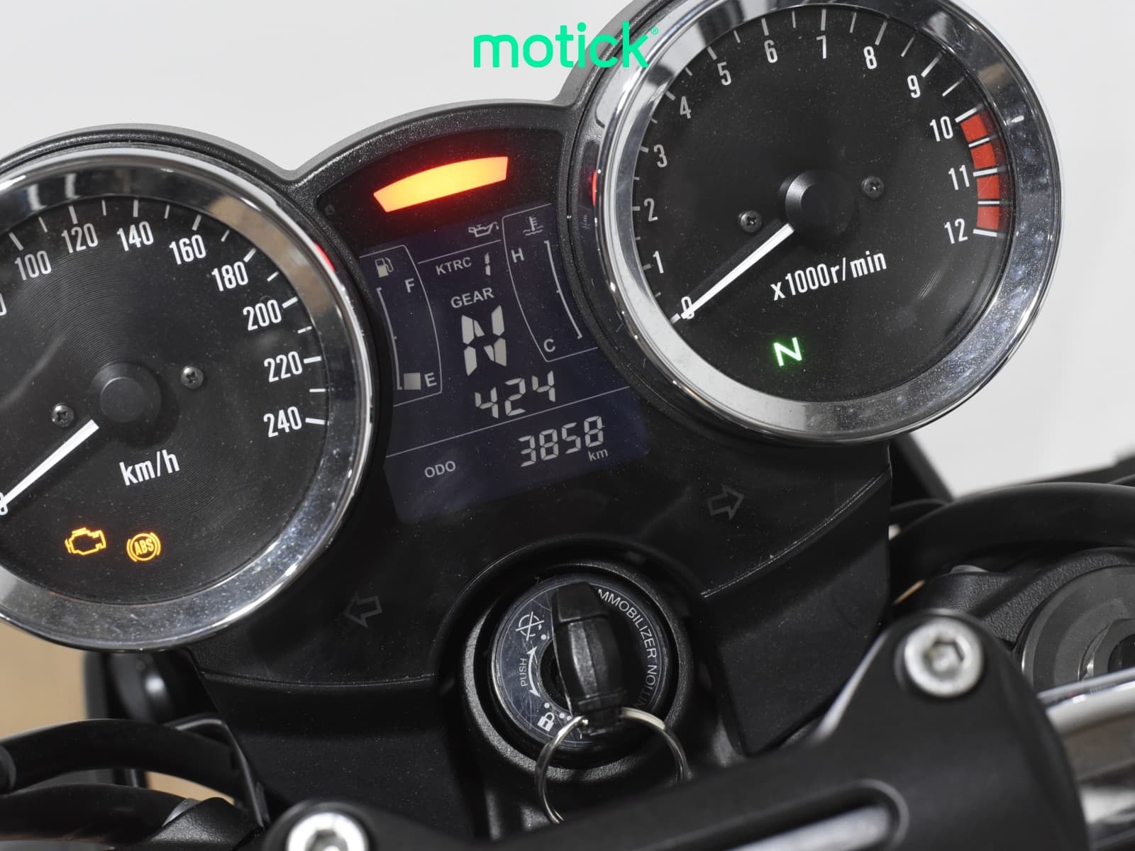 KAWASAKI Z 900 RS (FULL)