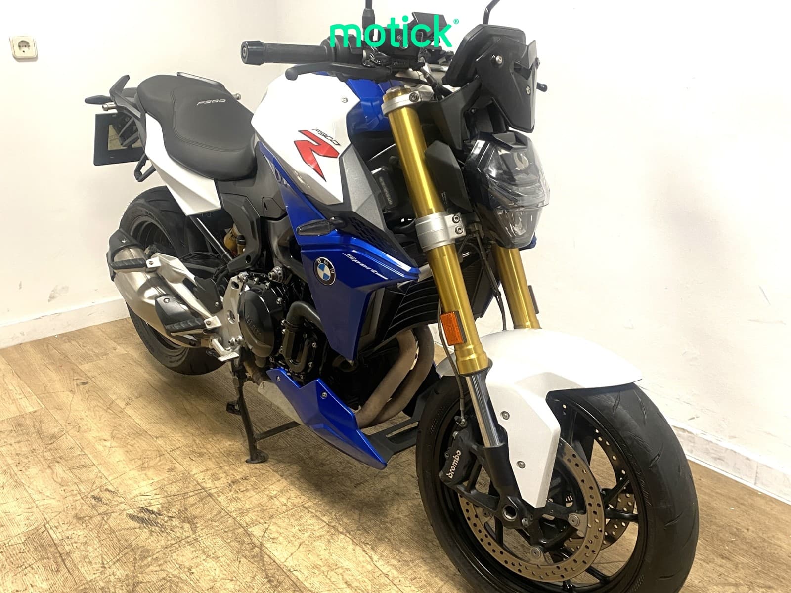 BMW F 900 R (4 PAQUETES)