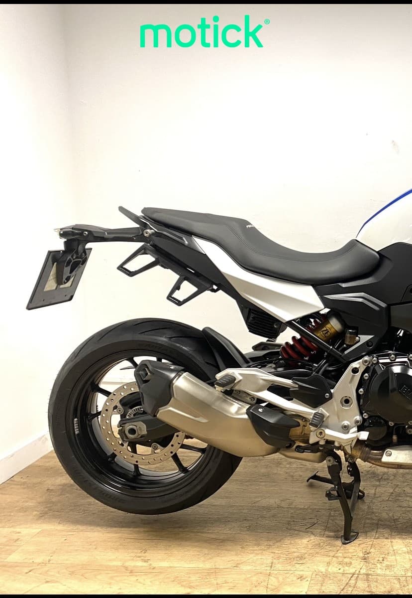 BMW F 900 R (4 PAQUETES)