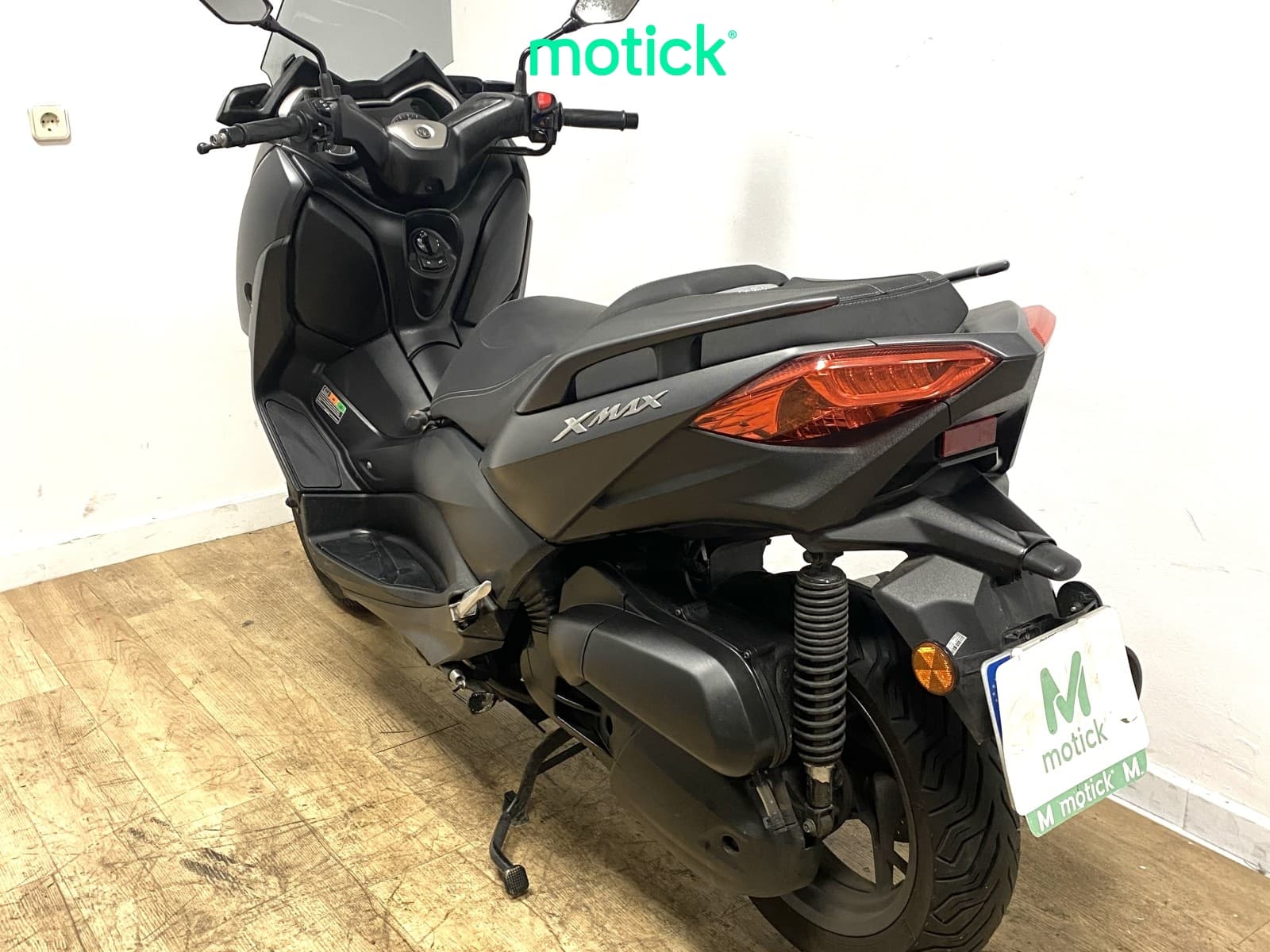 YAMAHA XMAX 125