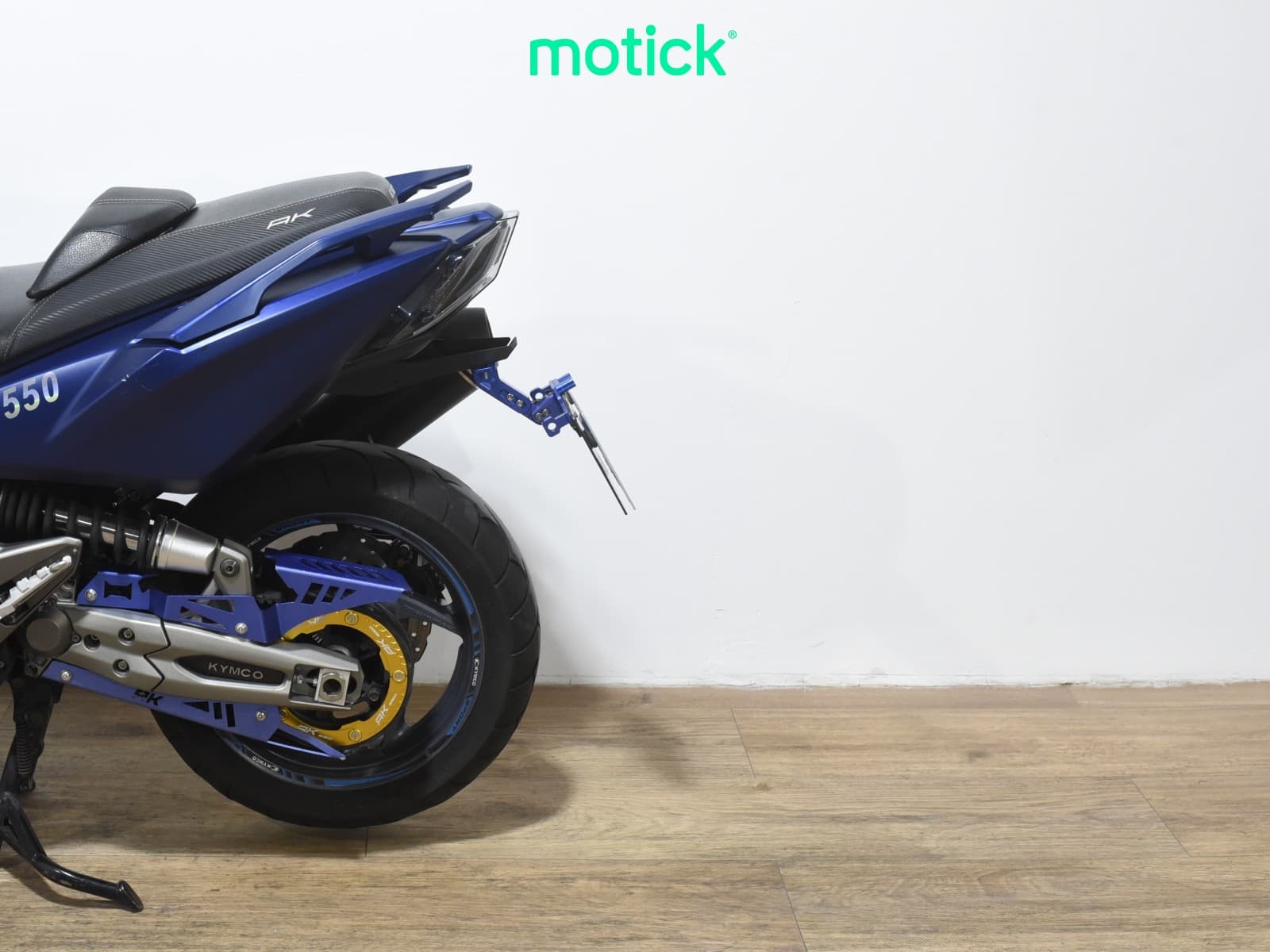 KYMCO AK 550
