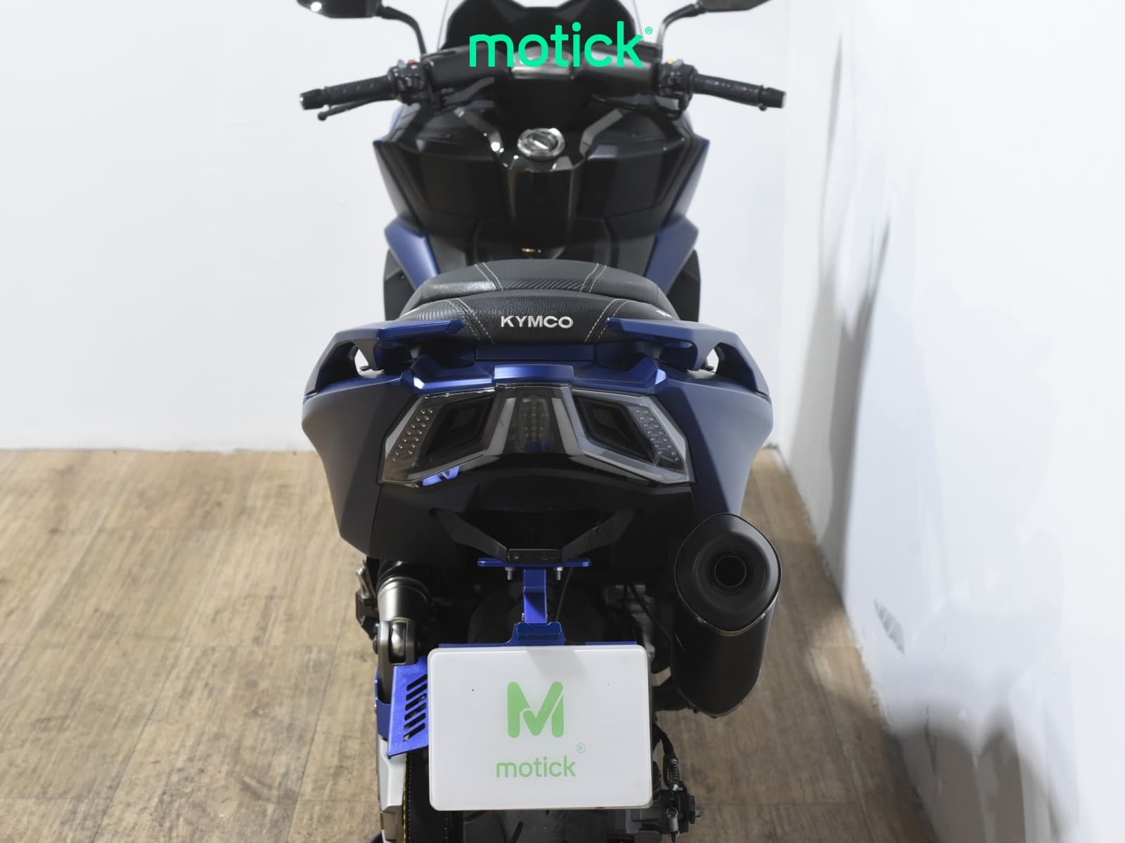 KYMCO AK 550