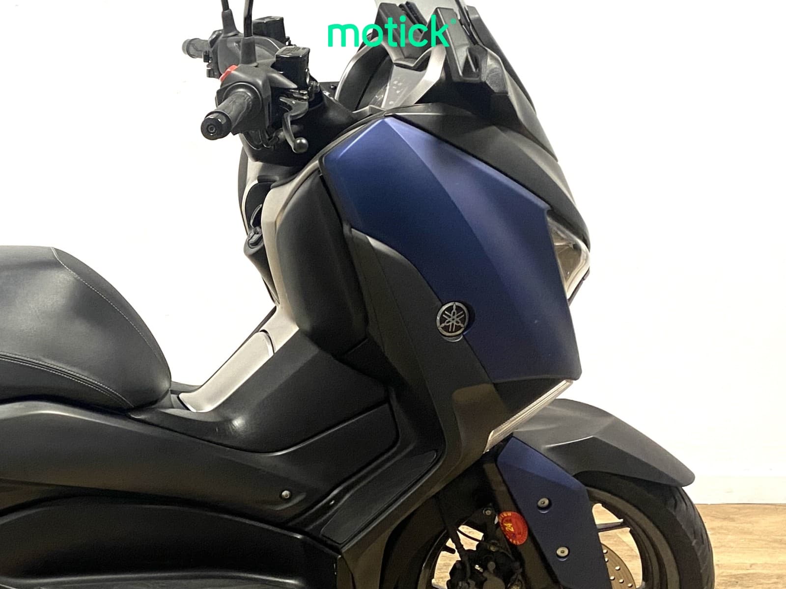 YAMAHA XMAX 125