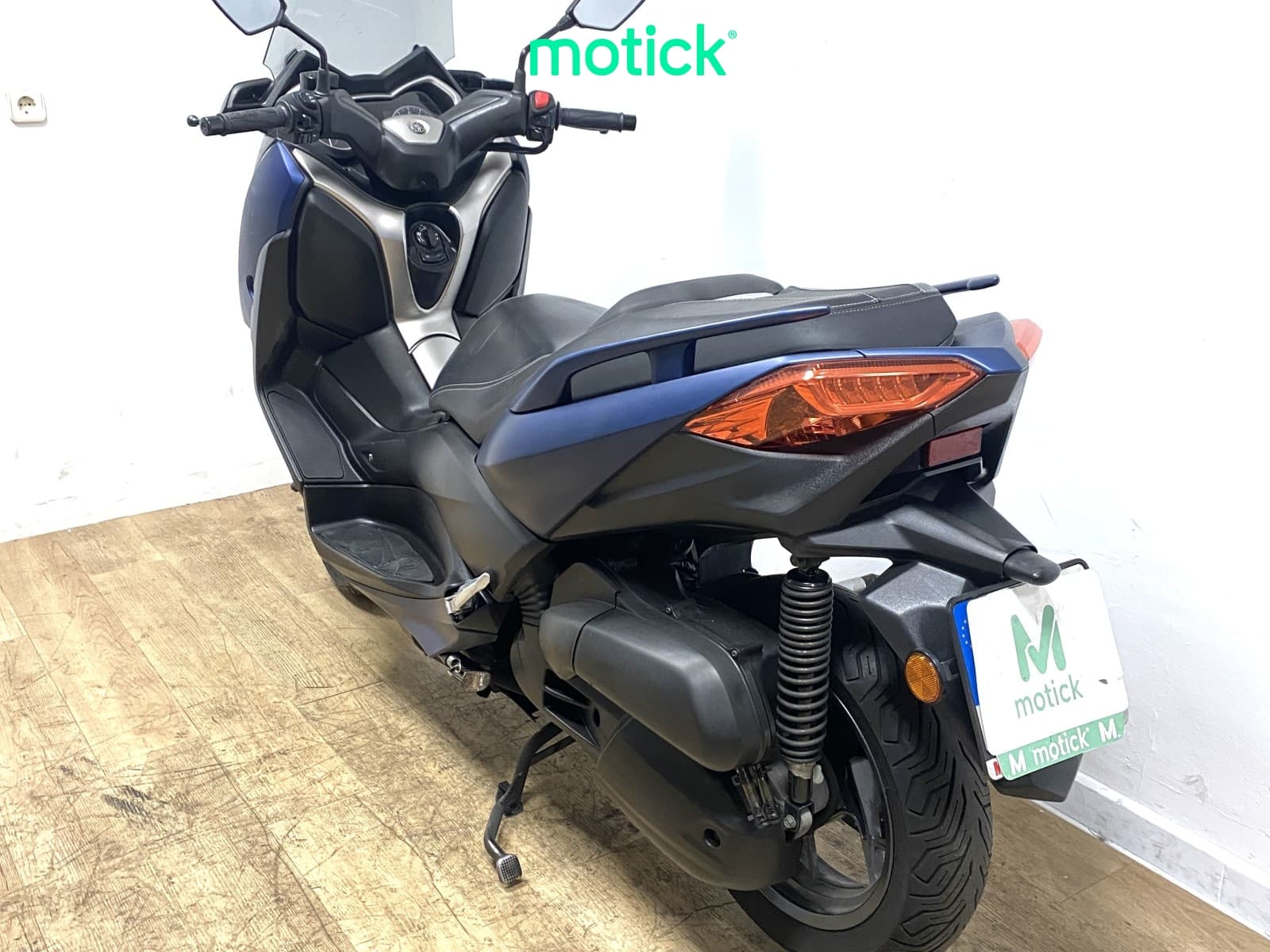 YAMAHA XMAX 125