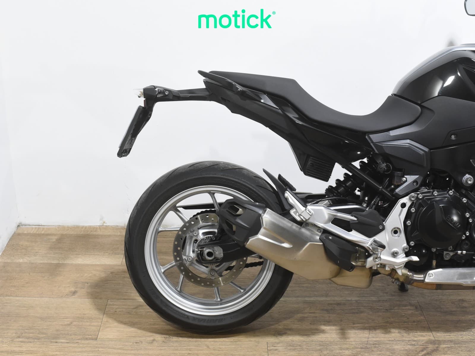 BMW F 900 R (ABS)