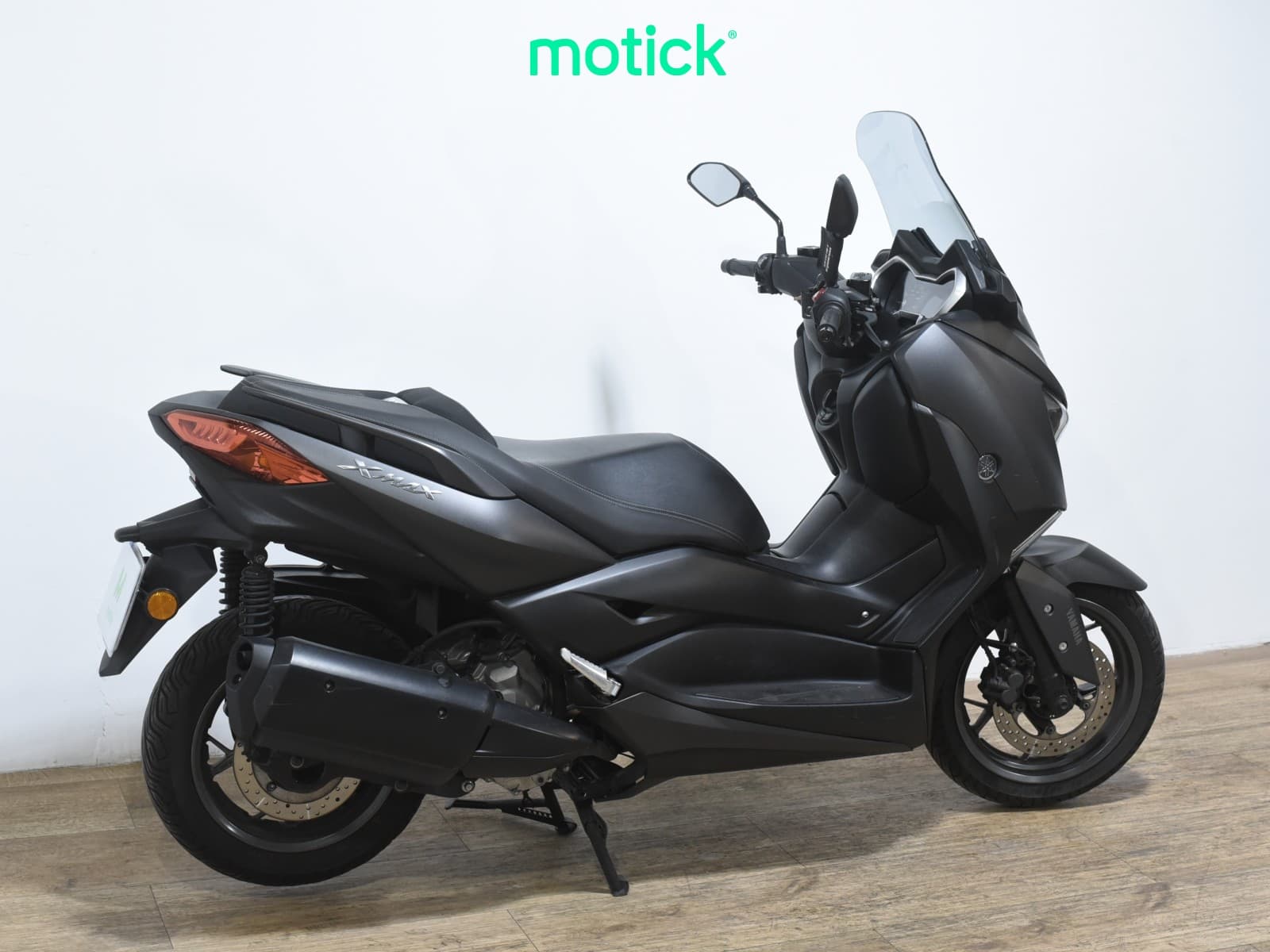YAMAHA XMAX 300