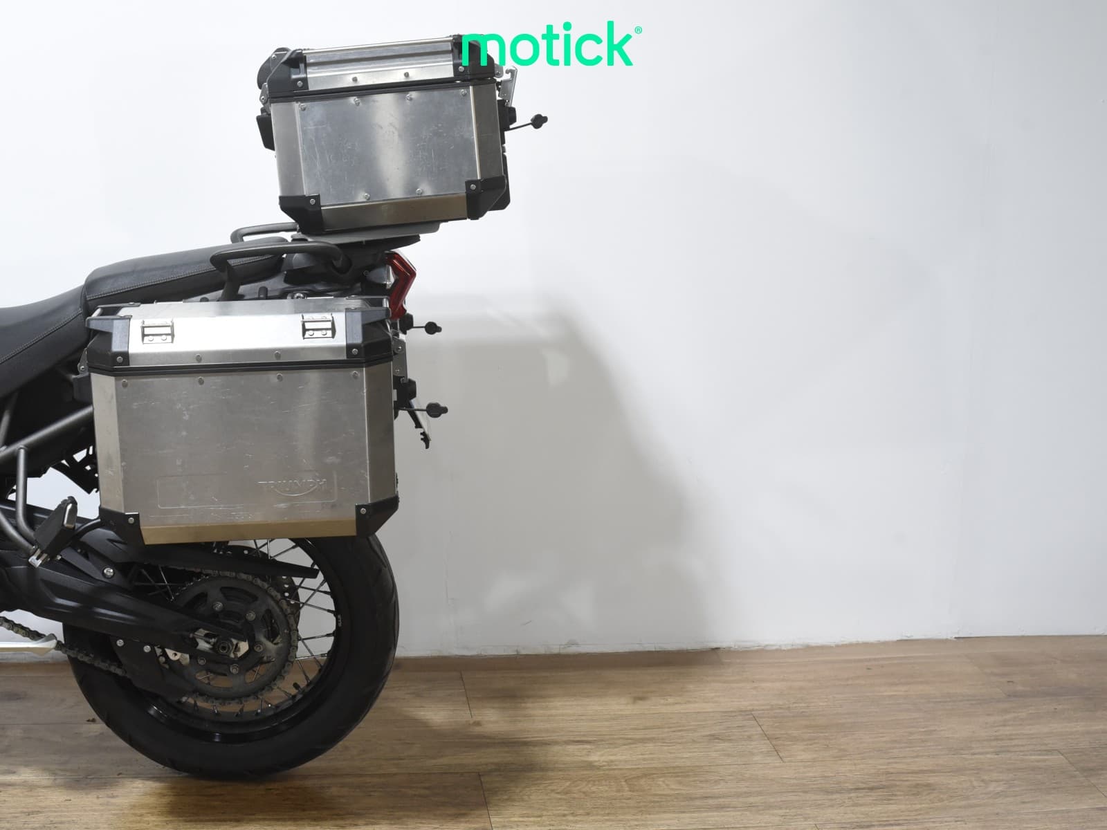 TRIUMPH TIGER 800 XCX (TRES MALETAS)