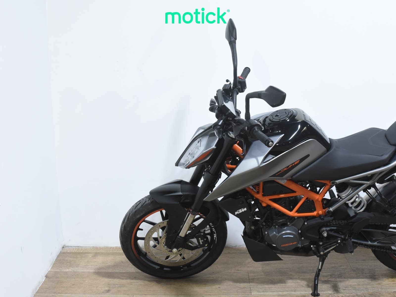 KTM DUKE 125