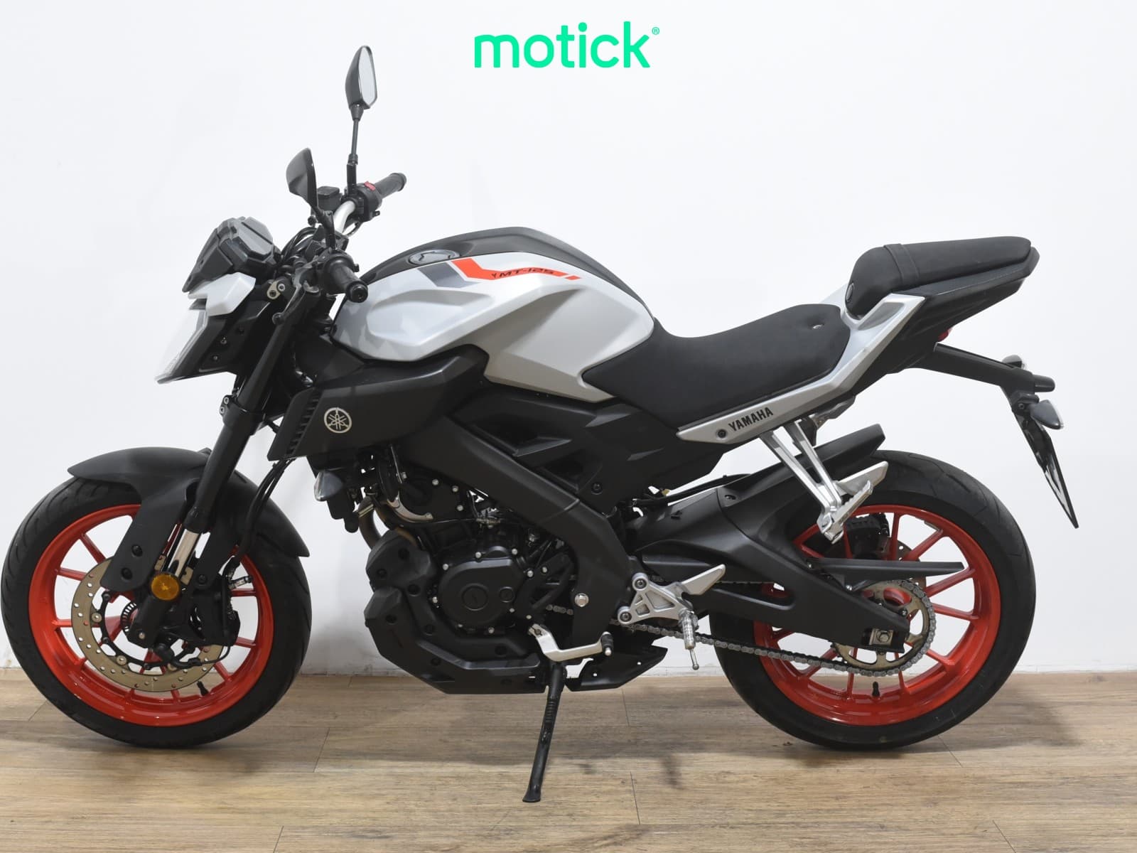 YAMAHA MT-125