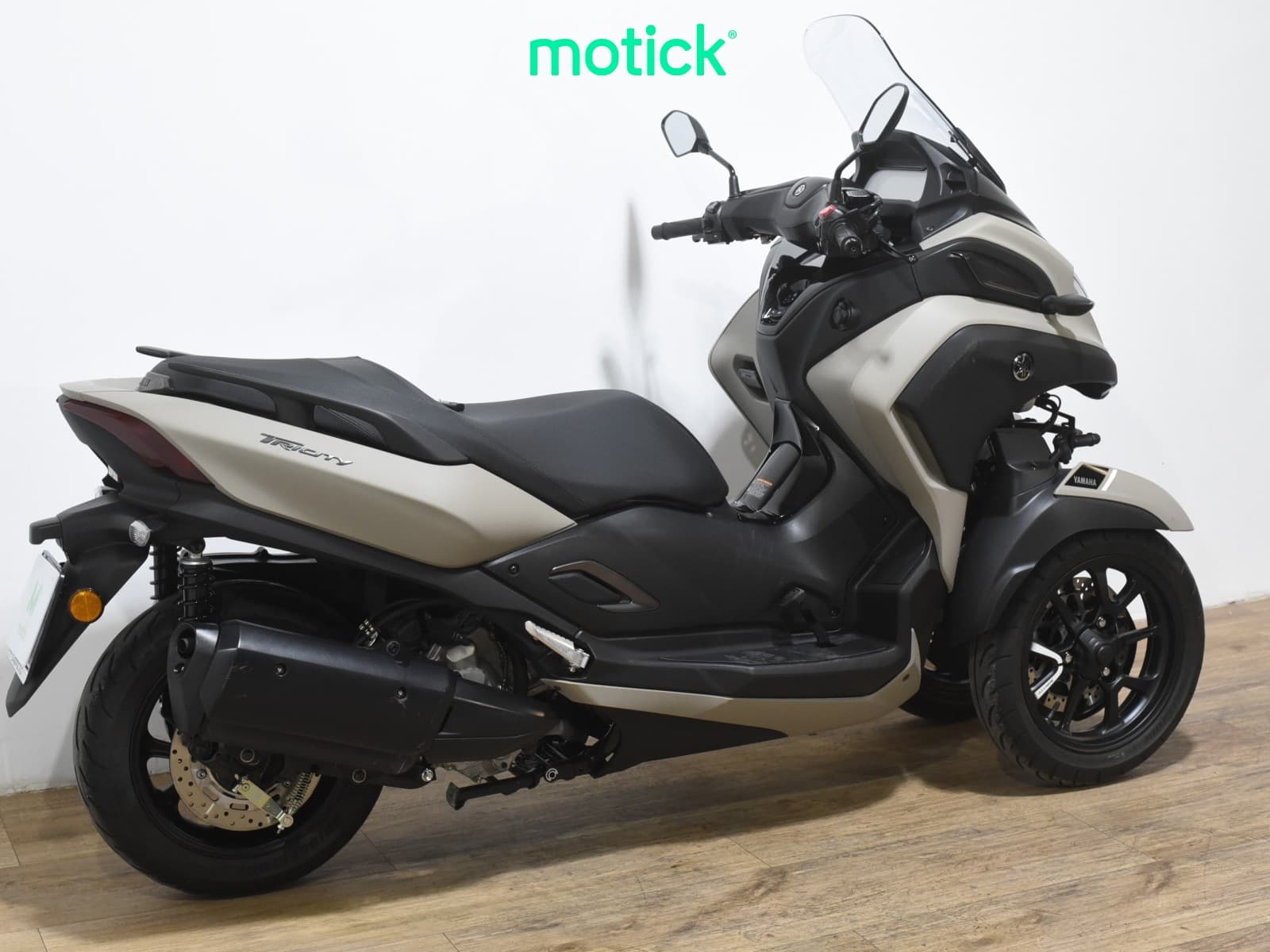YAMAHA TRICITY 300