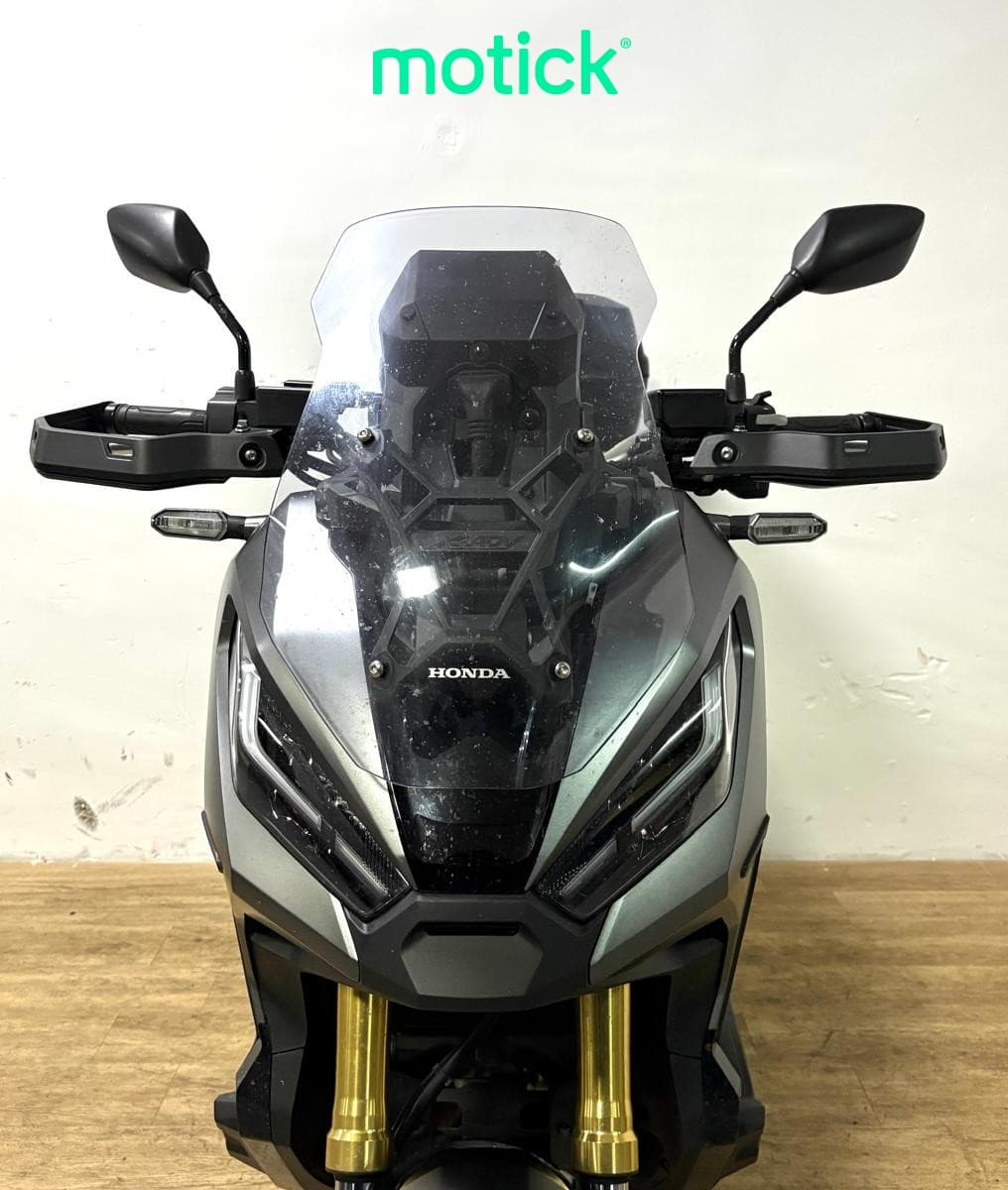 HONDA X-ADV 750 (TOP CASE)