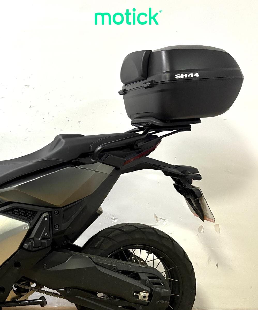 HONDA X-ADV 750 (TOP CASE)