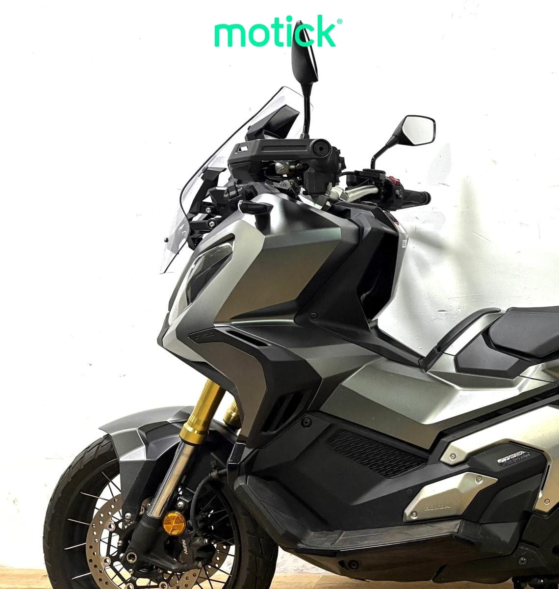 HONDA X-ADV 750 (TOP CASE)