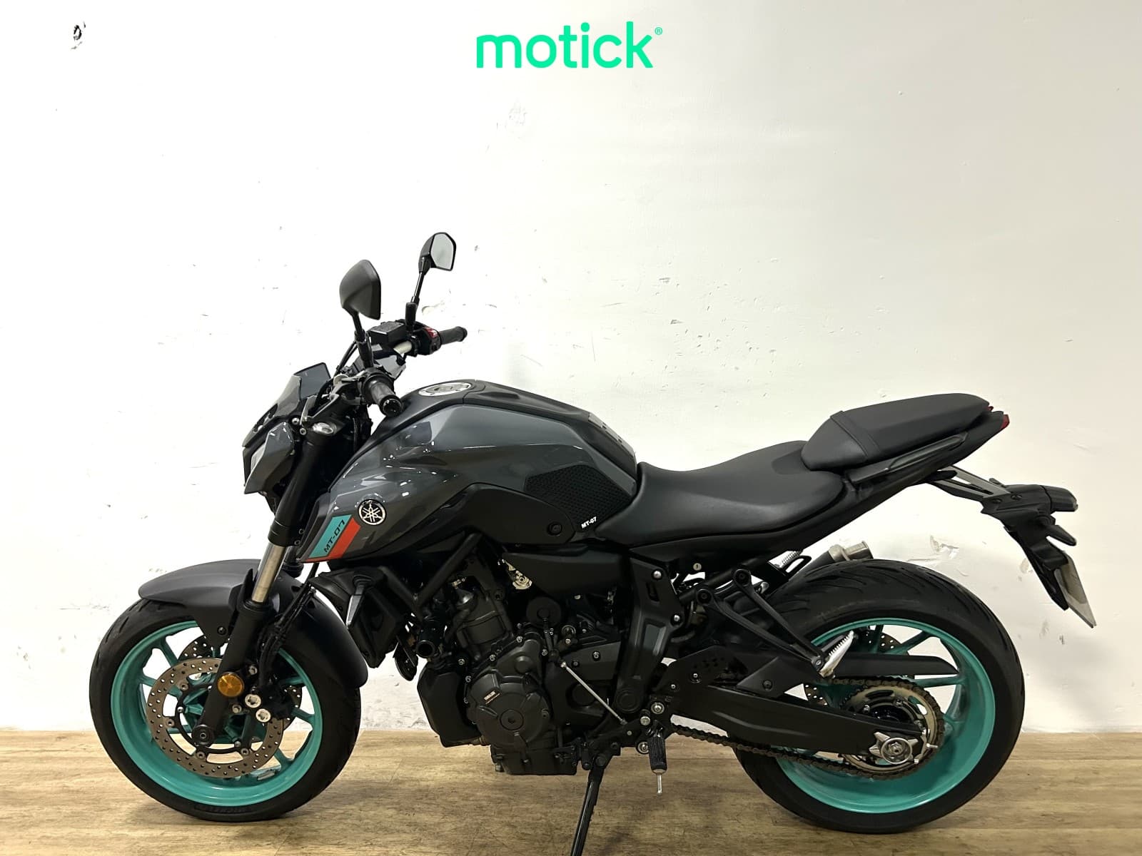 YAMAHA MT-07 (A)(MIVV)