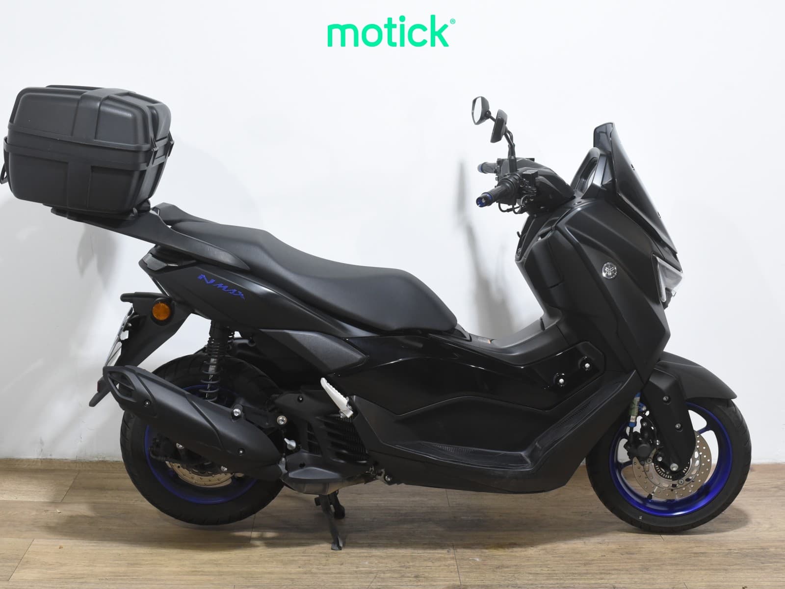 YAMAHA NMAX 125