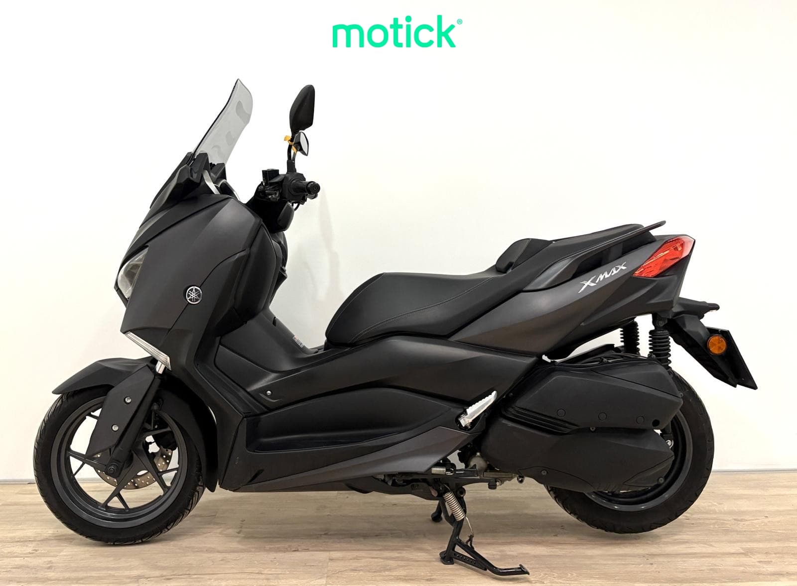YAMAHA XMAX 300