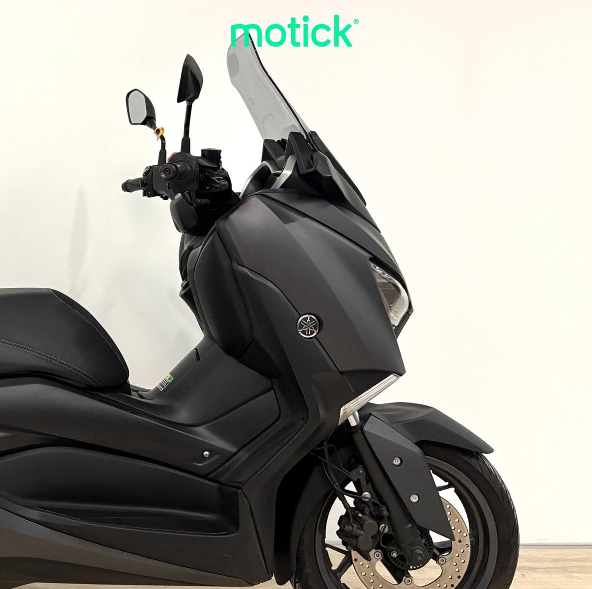 YAMAHA XMAX 300