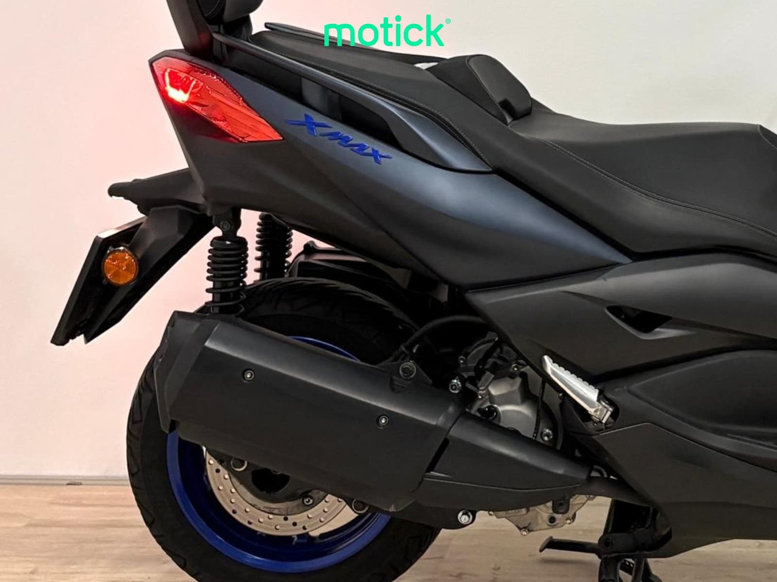YAMAHA XMAX 300