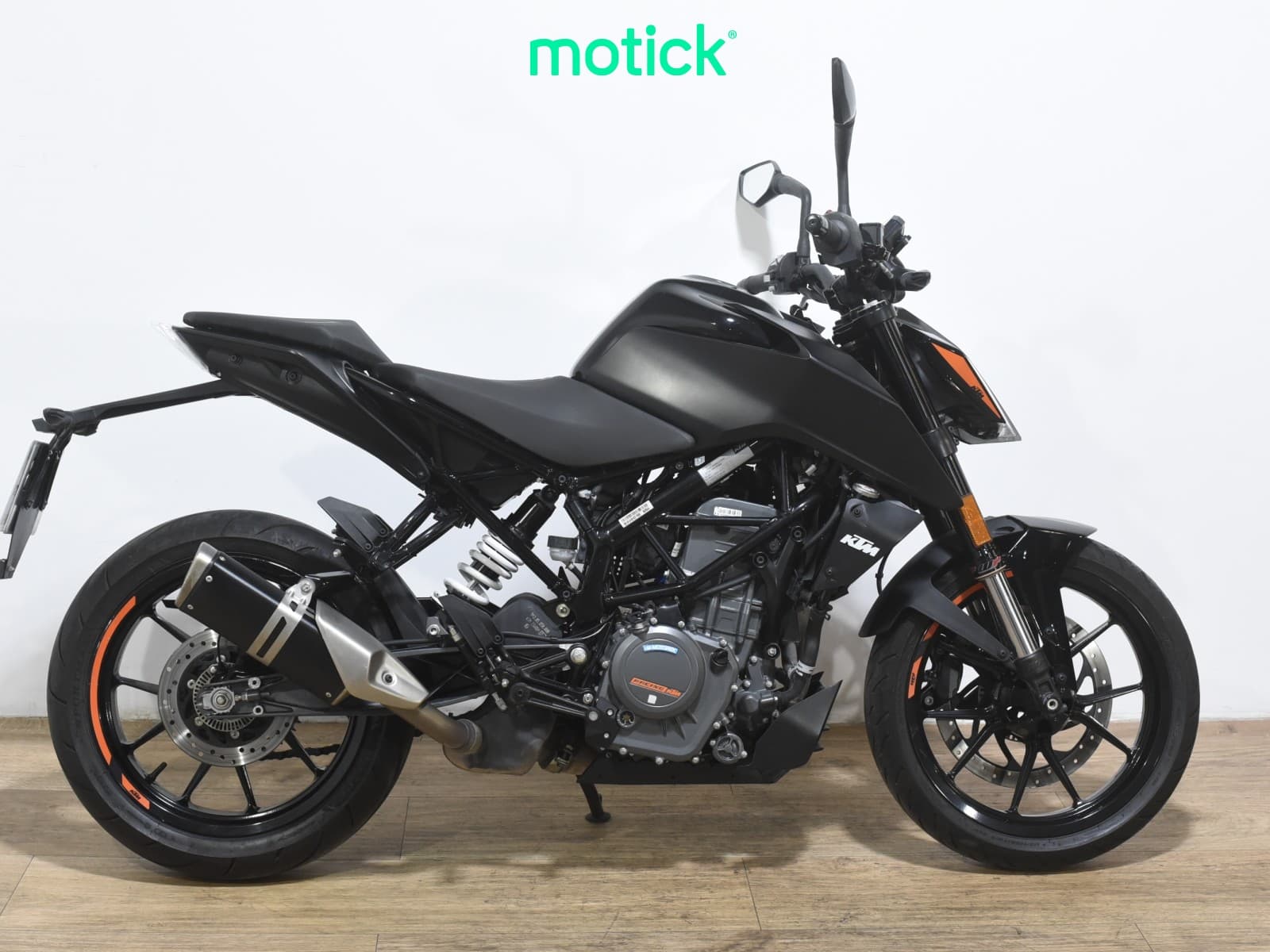 KTM DUKE 390