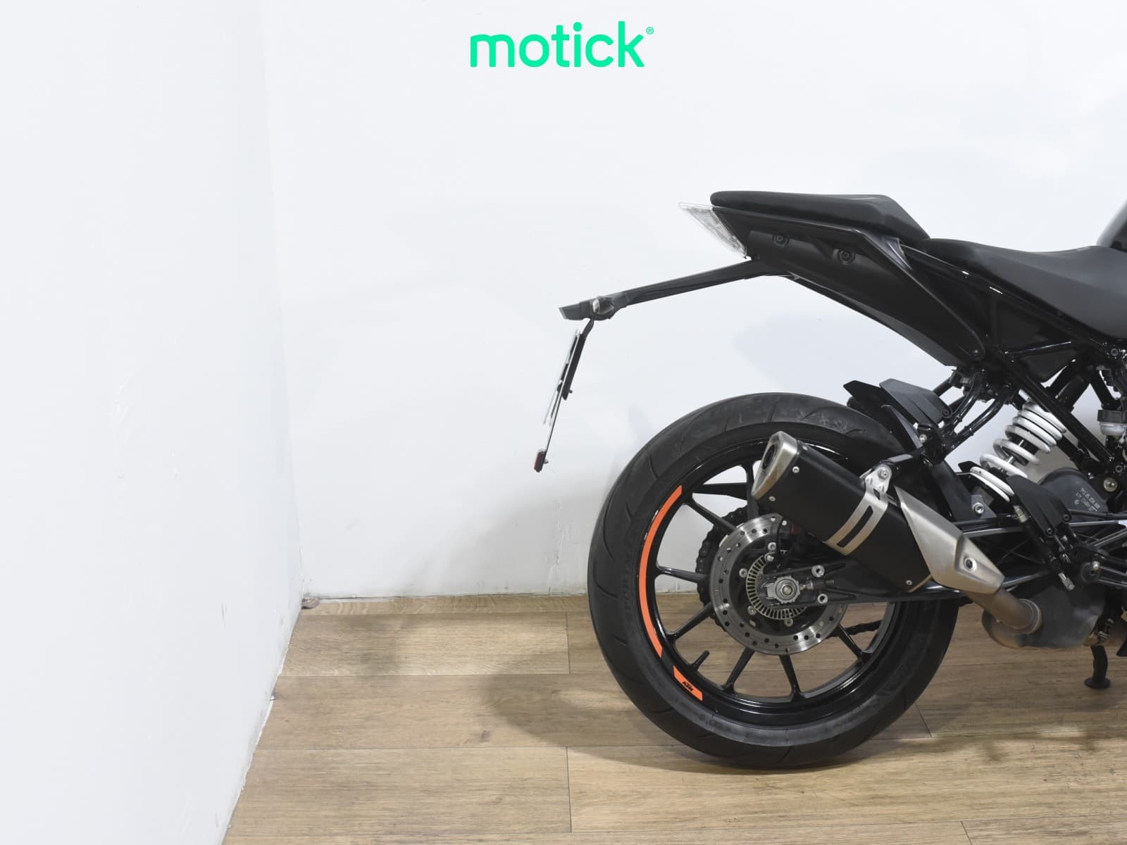 KTM DUKE 390