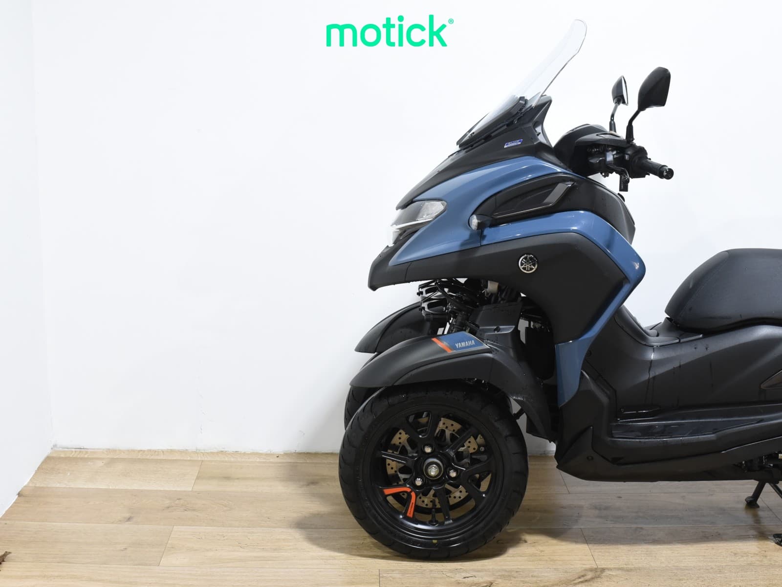 YAMAHA TRICITY 300