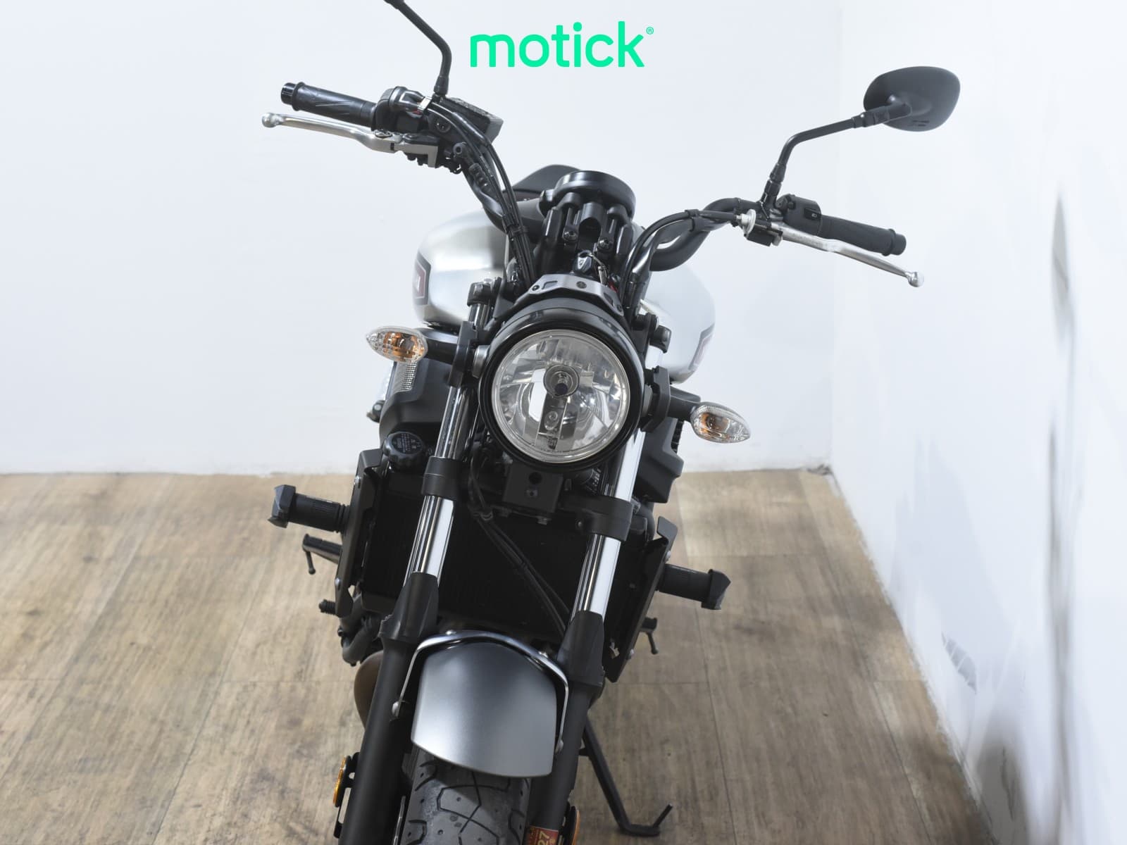 YAMAHA XSR 700 (A2)