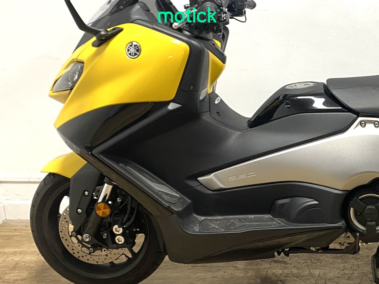 YAMAHA TMAX 560