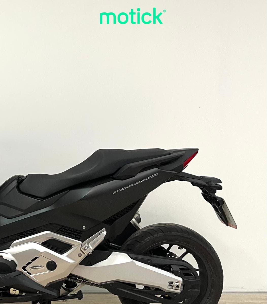 HONDA FORZA 750 (A)