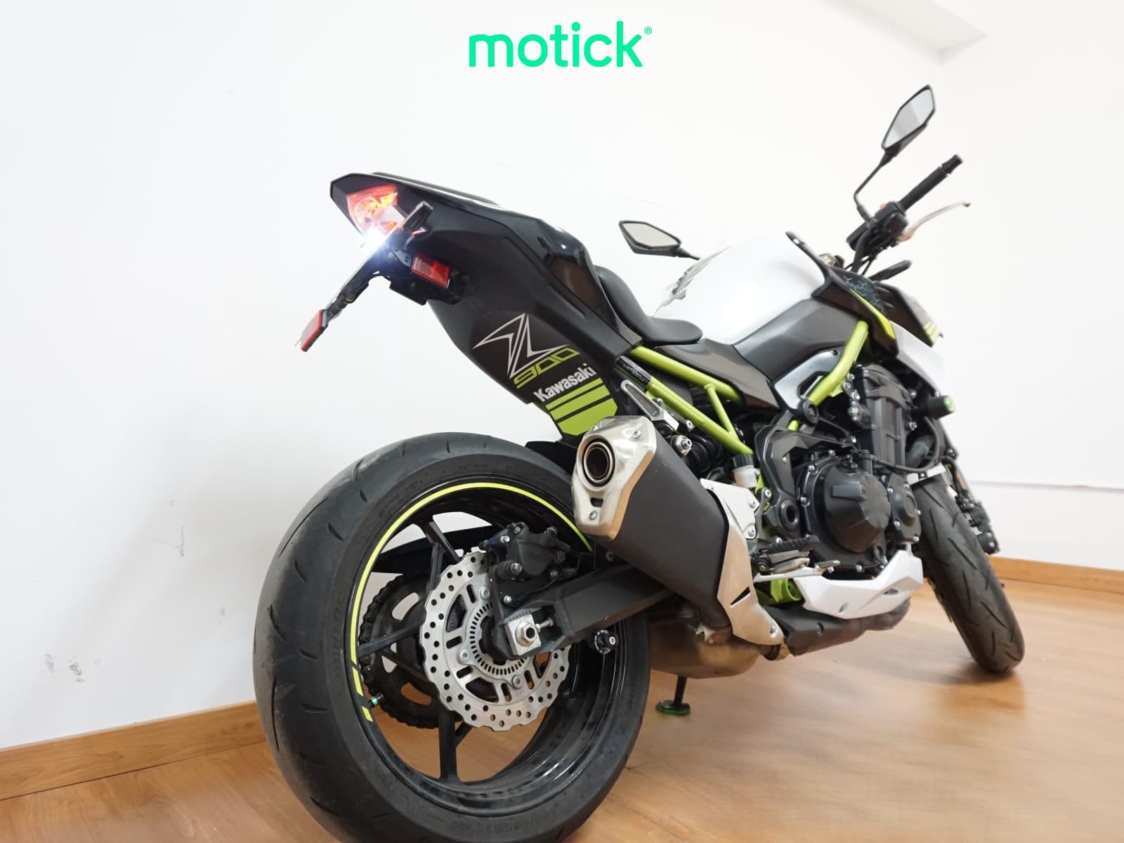 KAWASAKI Z 900 (FULL)