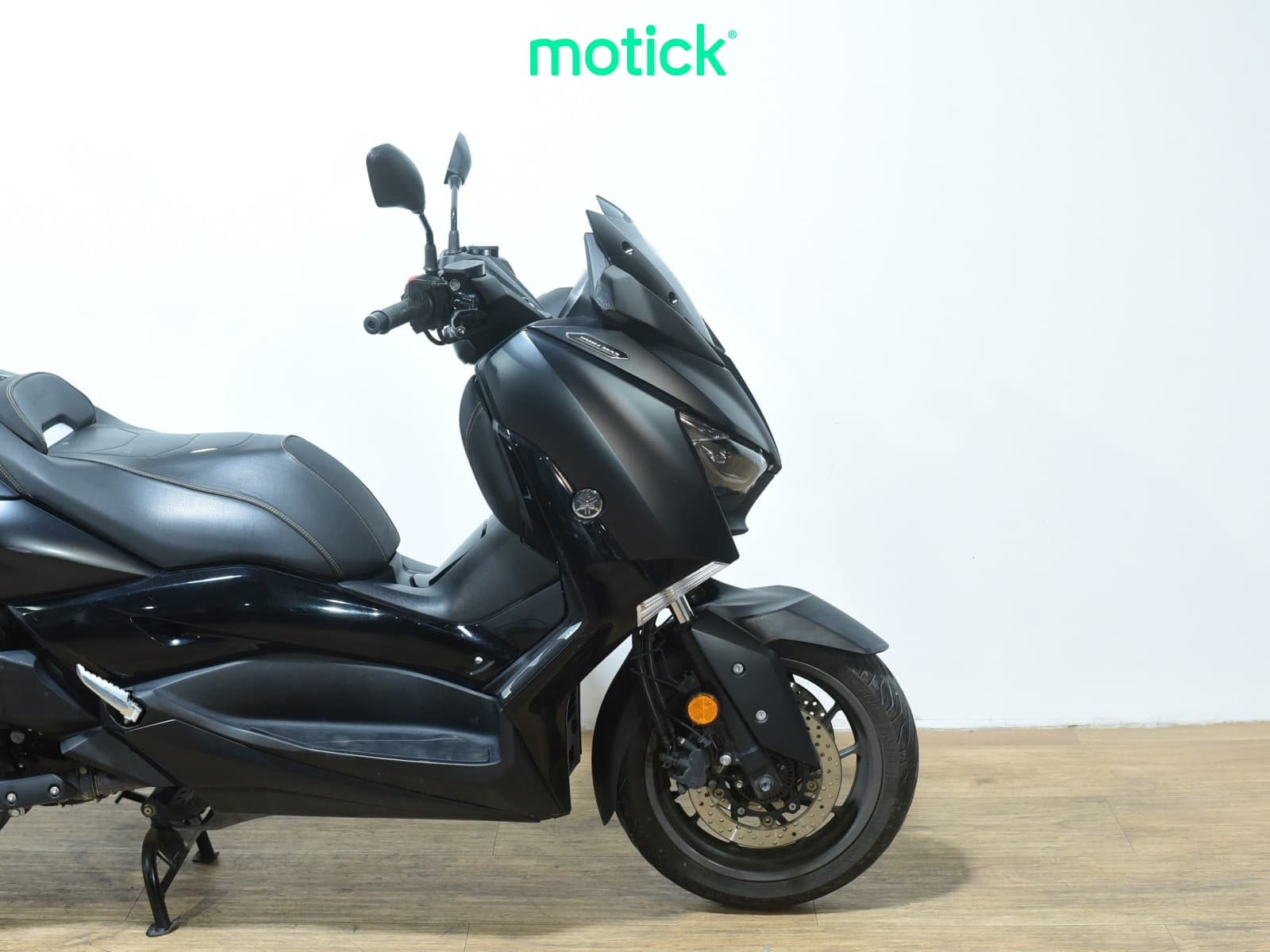 YAMAHA XMAX 400 (IRON MAX)