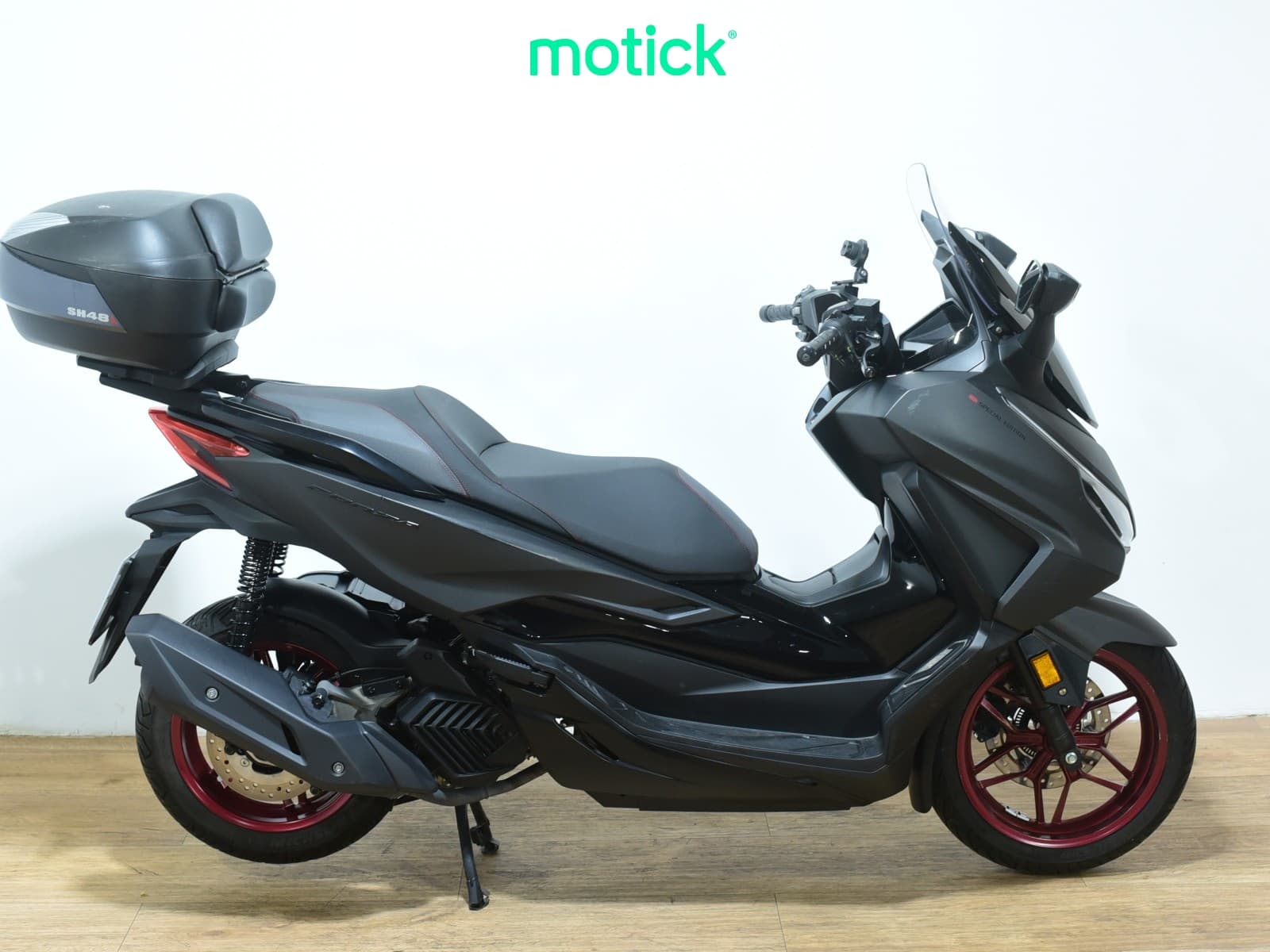 HONDA FORZA 125