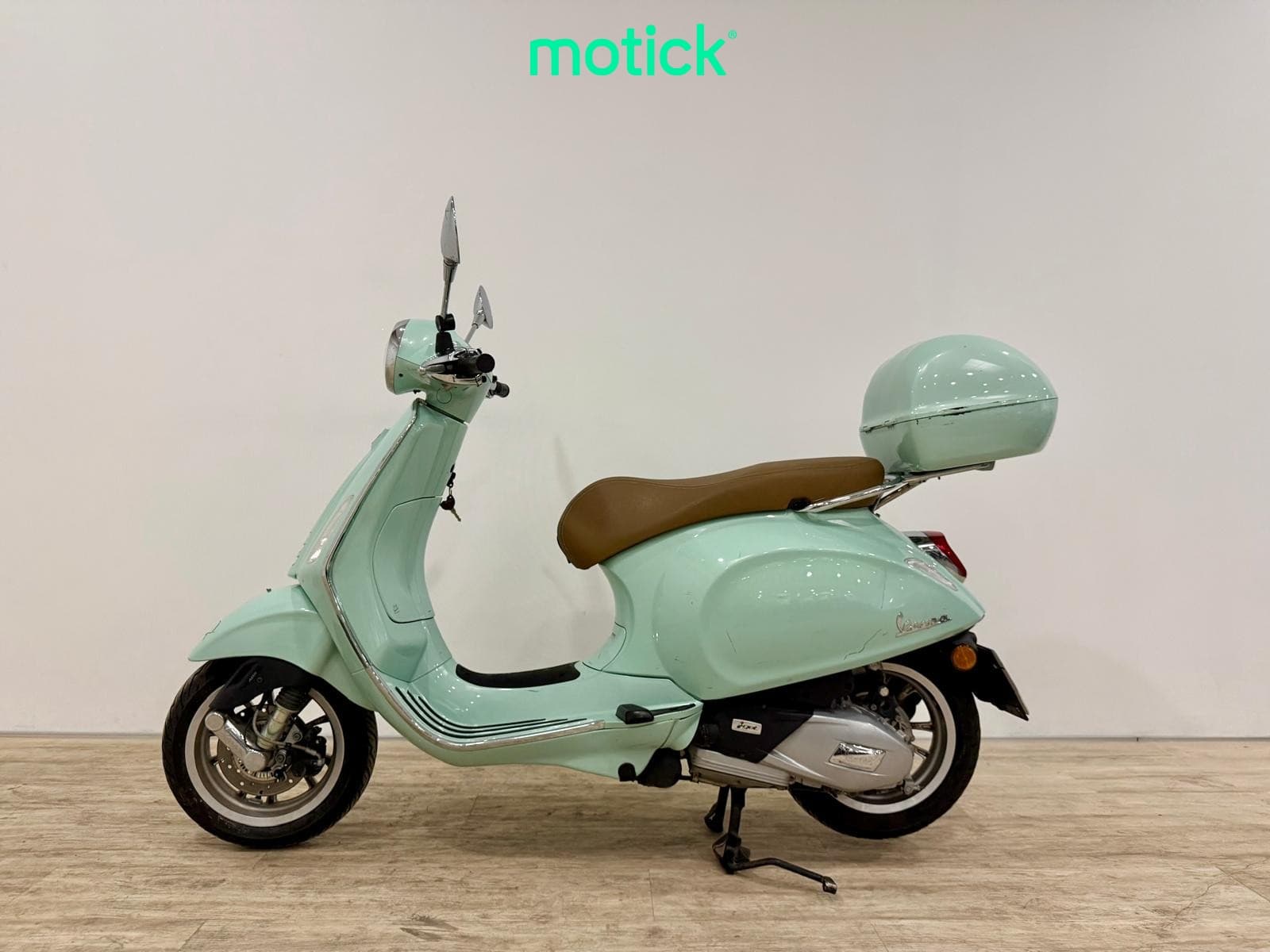VESPA PRIMAVERA 125 (TOP CASE) (IVA DEDUCIBLE)