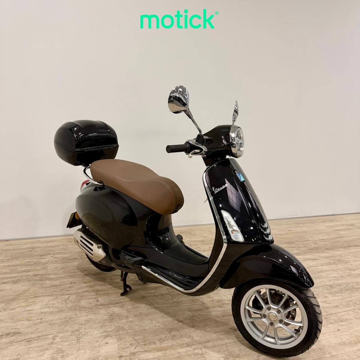 VESPA PRIMAVERA 125 (TOP CASE) (IVA DEDUCIBLE)