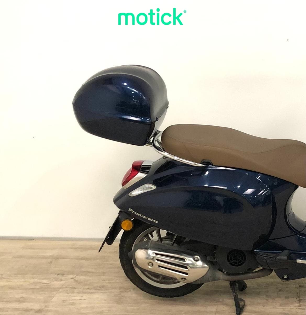 VESPA PRIMAVERA 125 (TOP CASE)