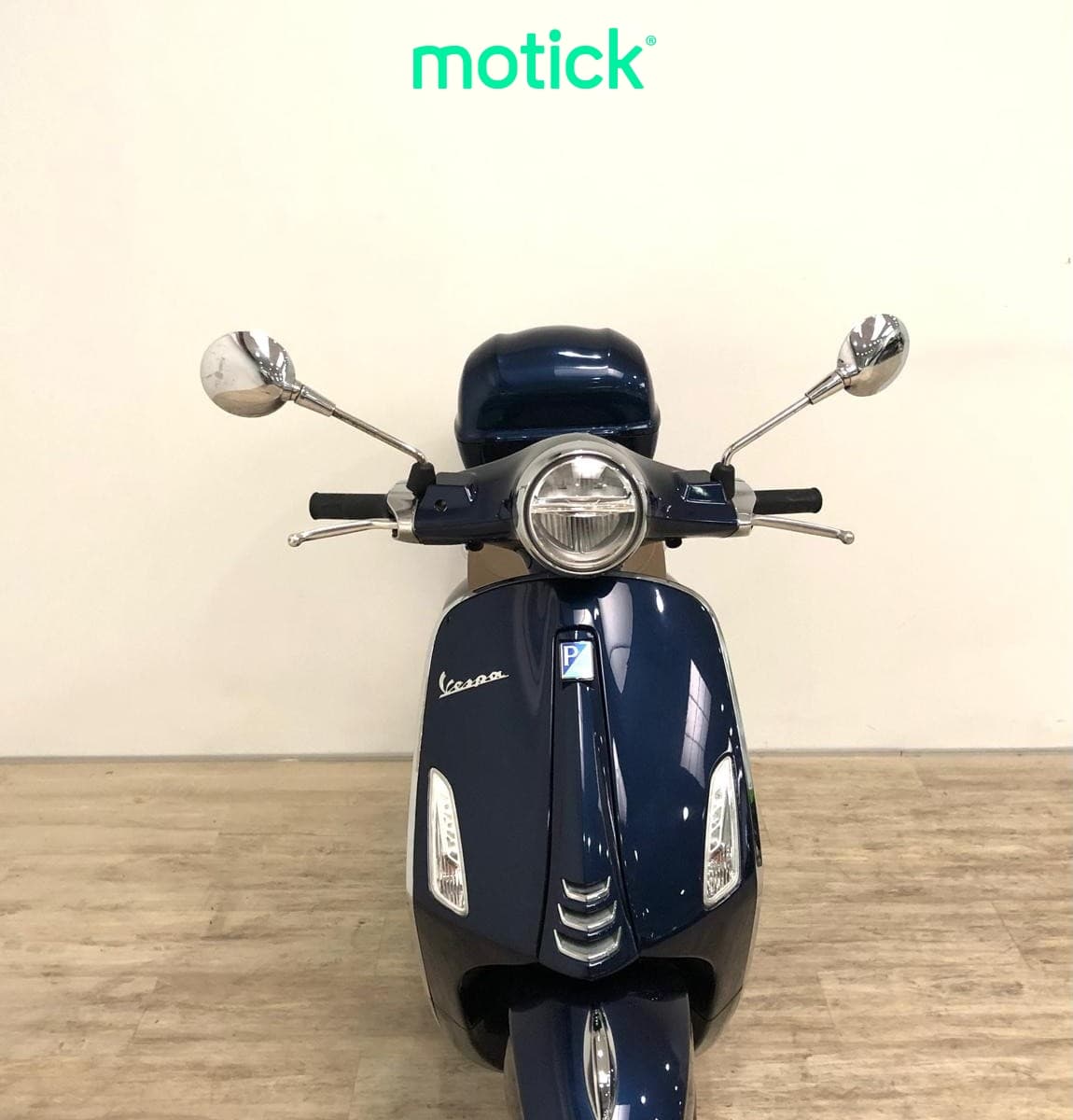VESPA PRIMAVERA 125 (TOP CASE)
