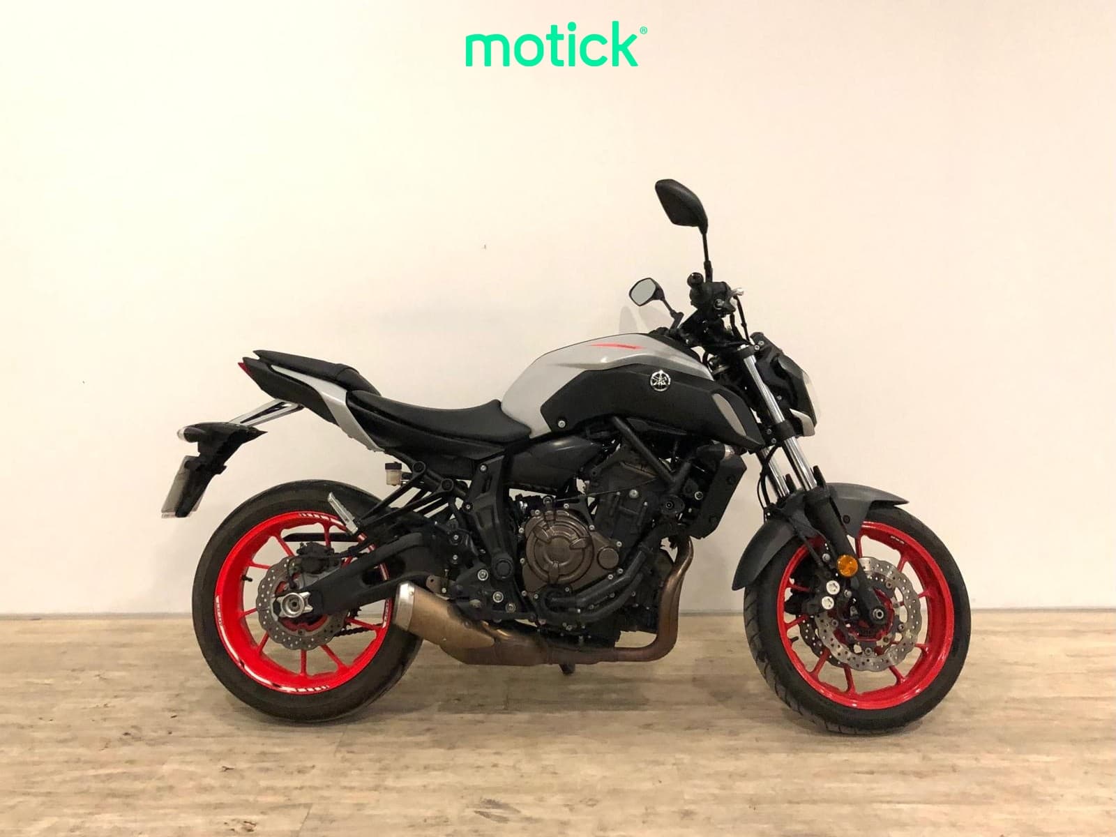 YAMAHA MT-07 (A2)