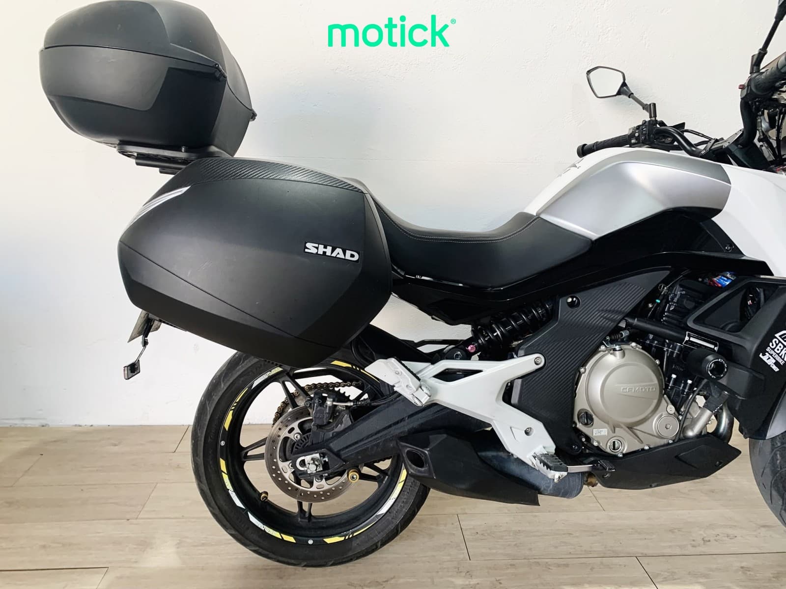 CF MOTO 650 MT (A) (TRES MALETAS)