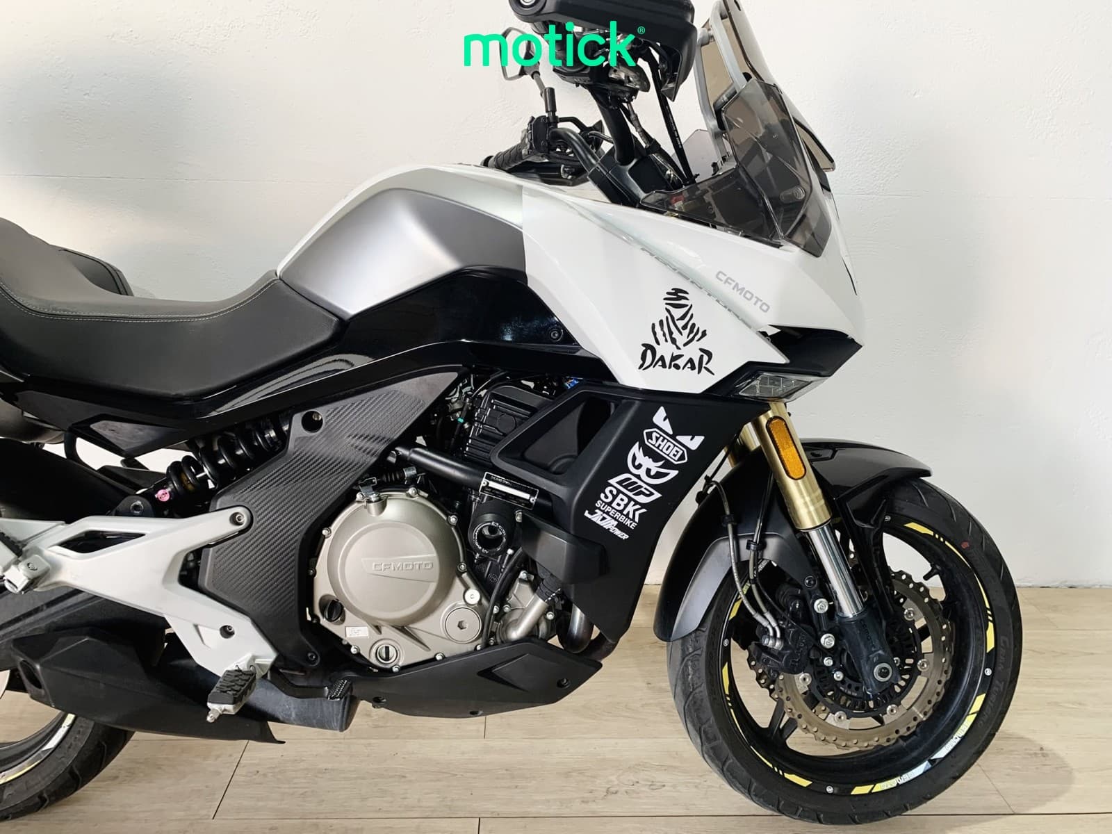 CF MOTO 650 MT (A) (TRES MALETAS)