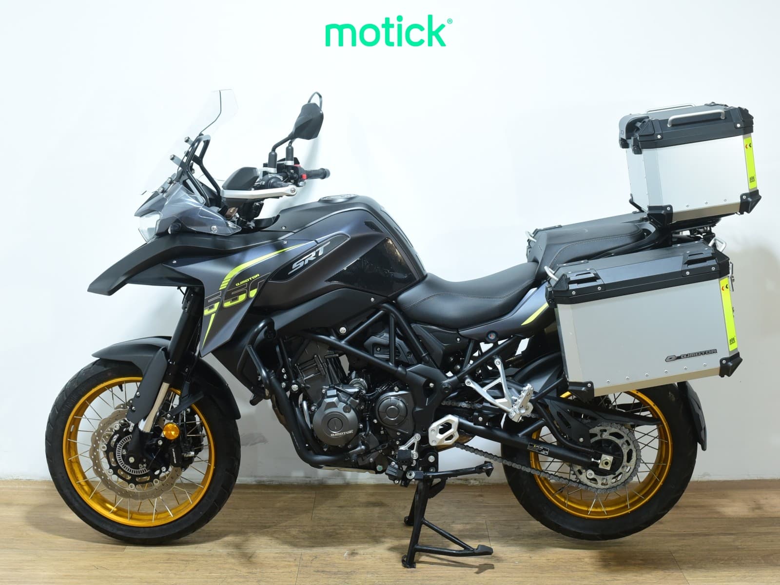QJMOTOR SRT 550 X (TRES MALETAS)