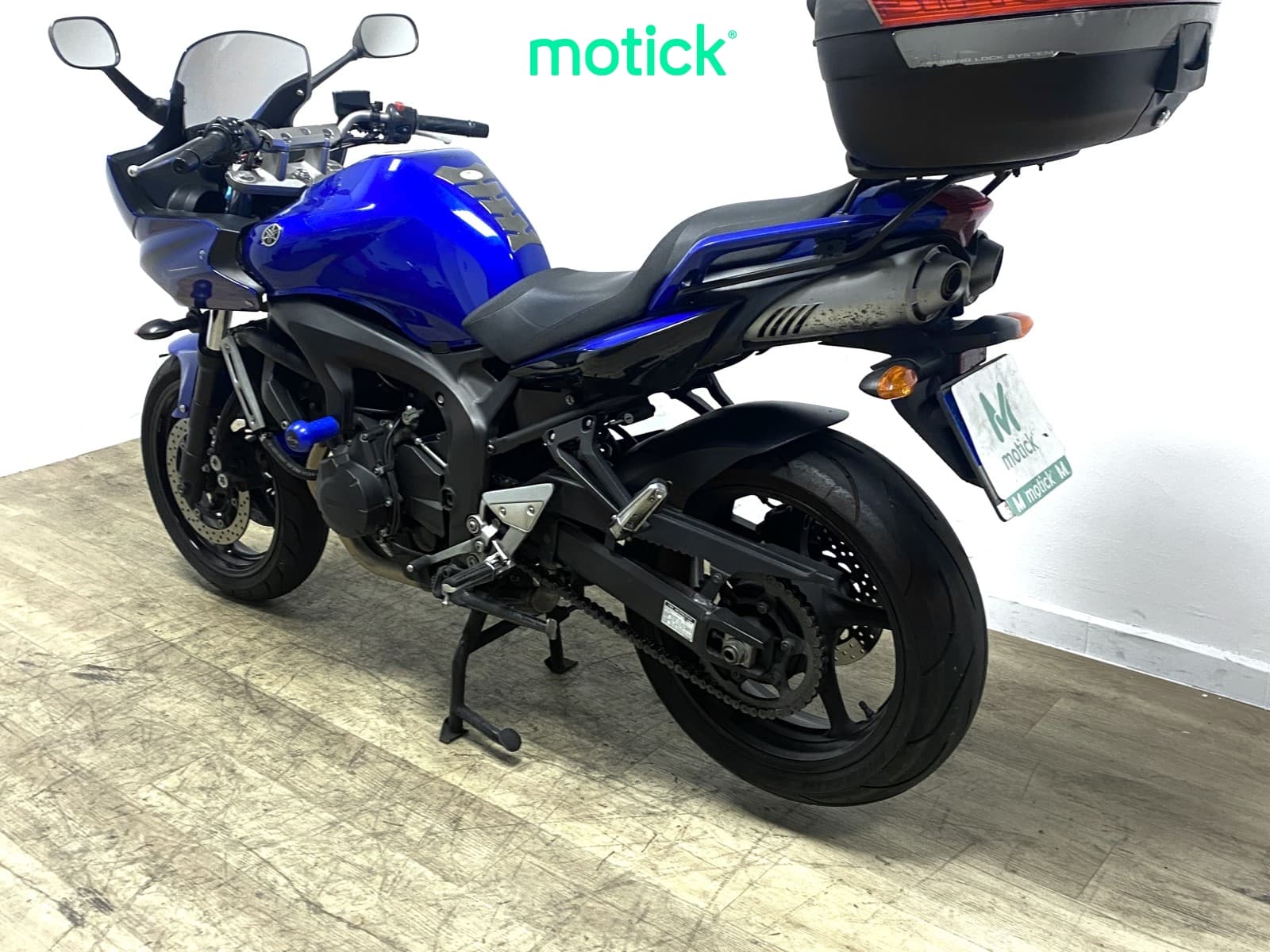 YAMAHA FZ6-S (TOP CASE)