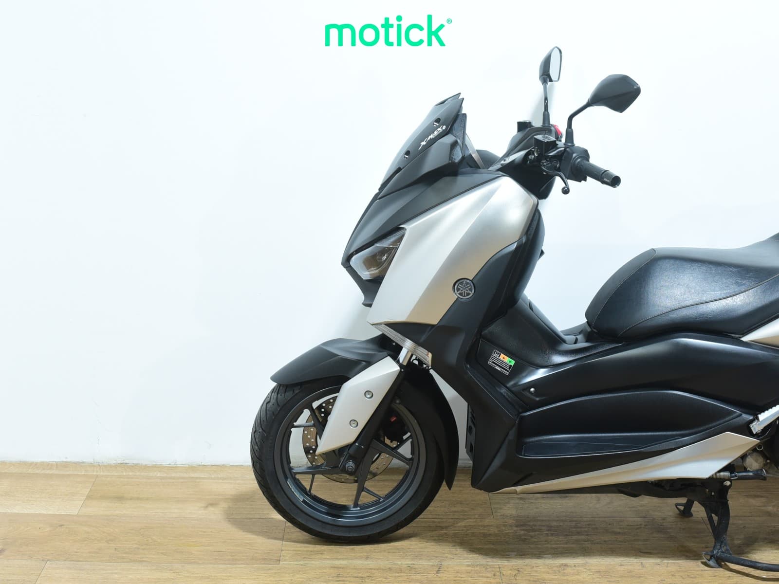 YAMAHA XMAX 125