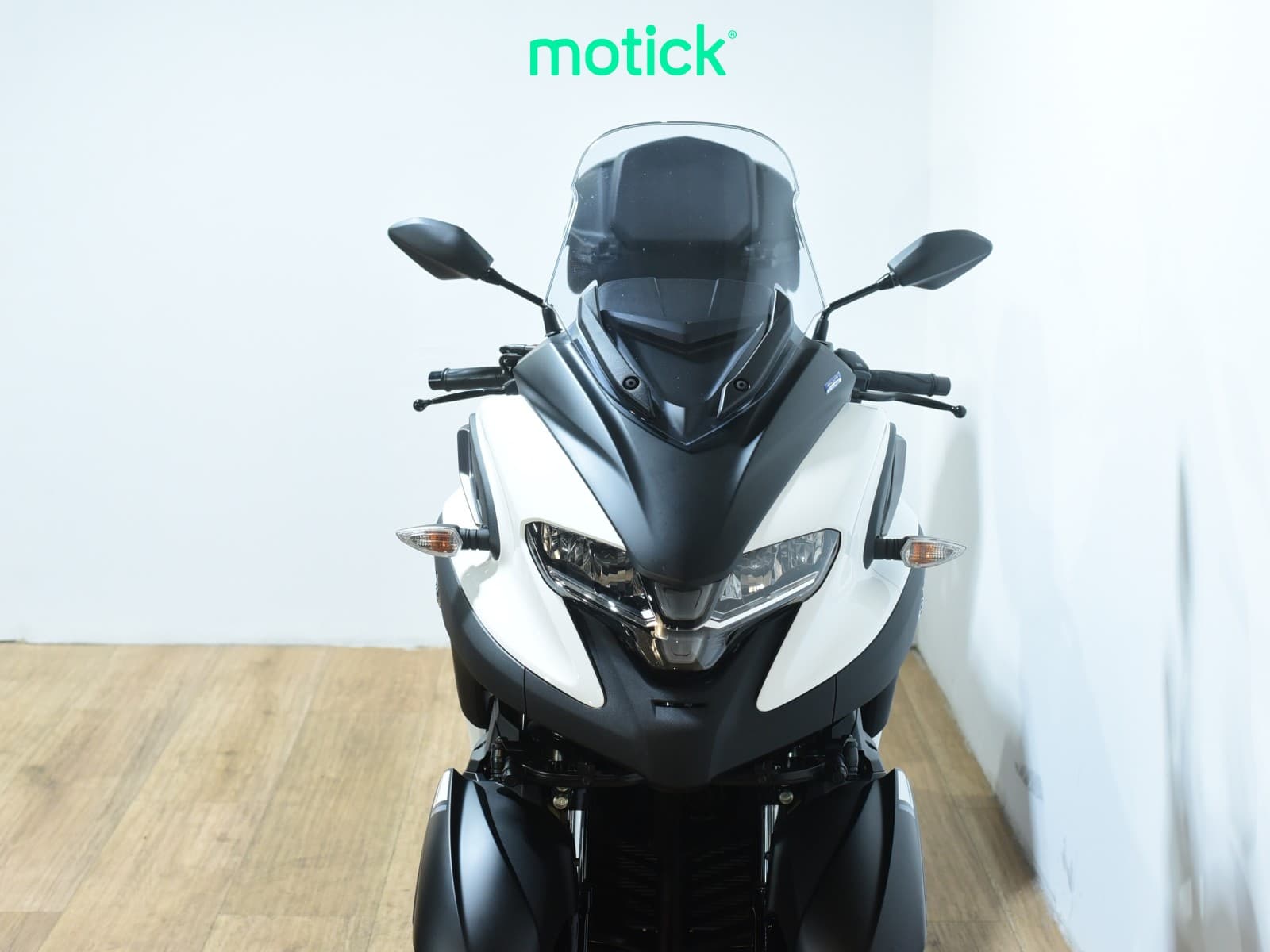 YAMAHA TRICITY 300