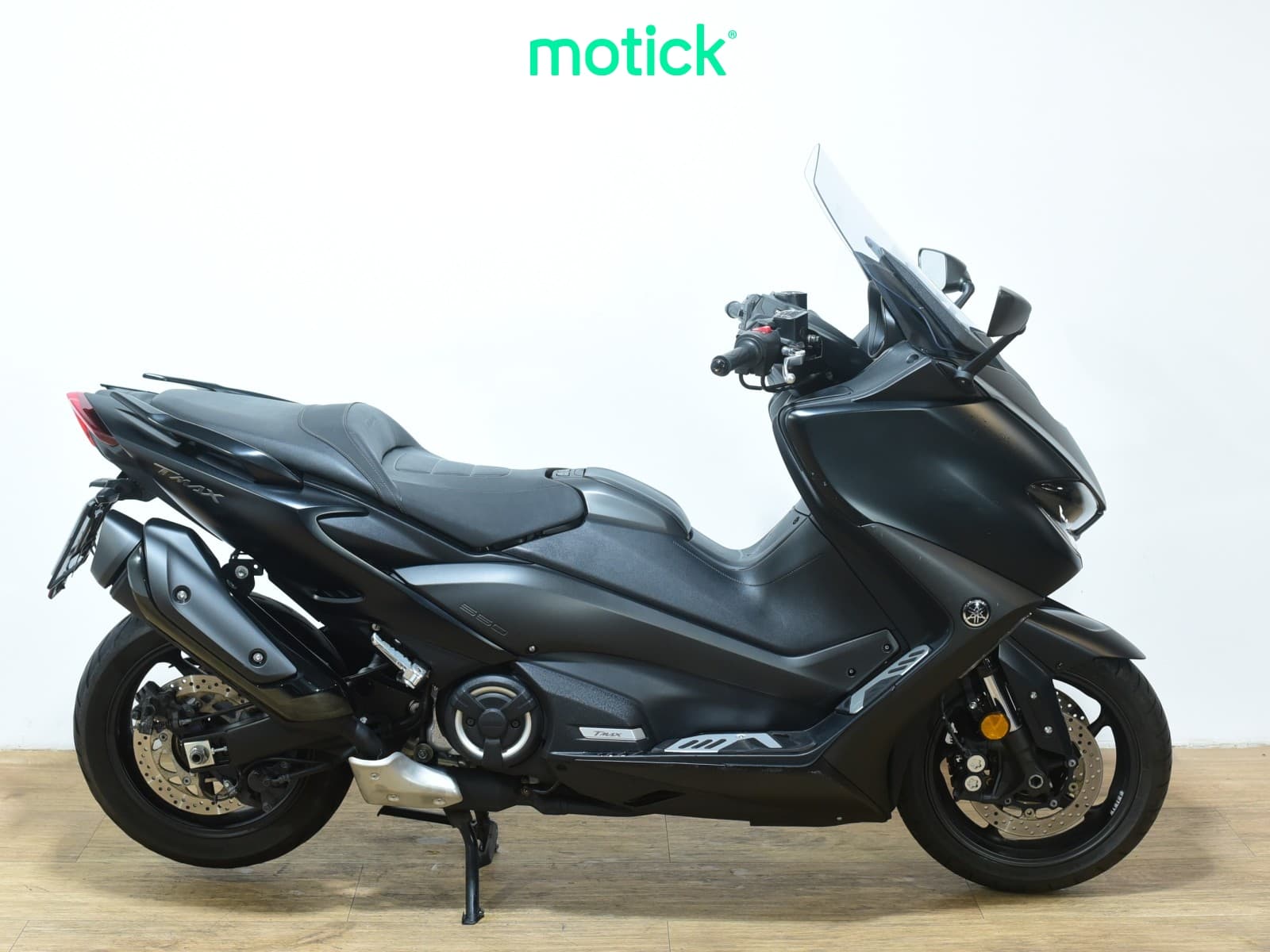YAMAHA TMAX 560