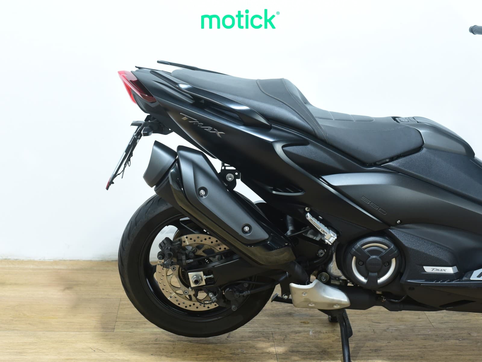 YAMAHA TMAX 560
