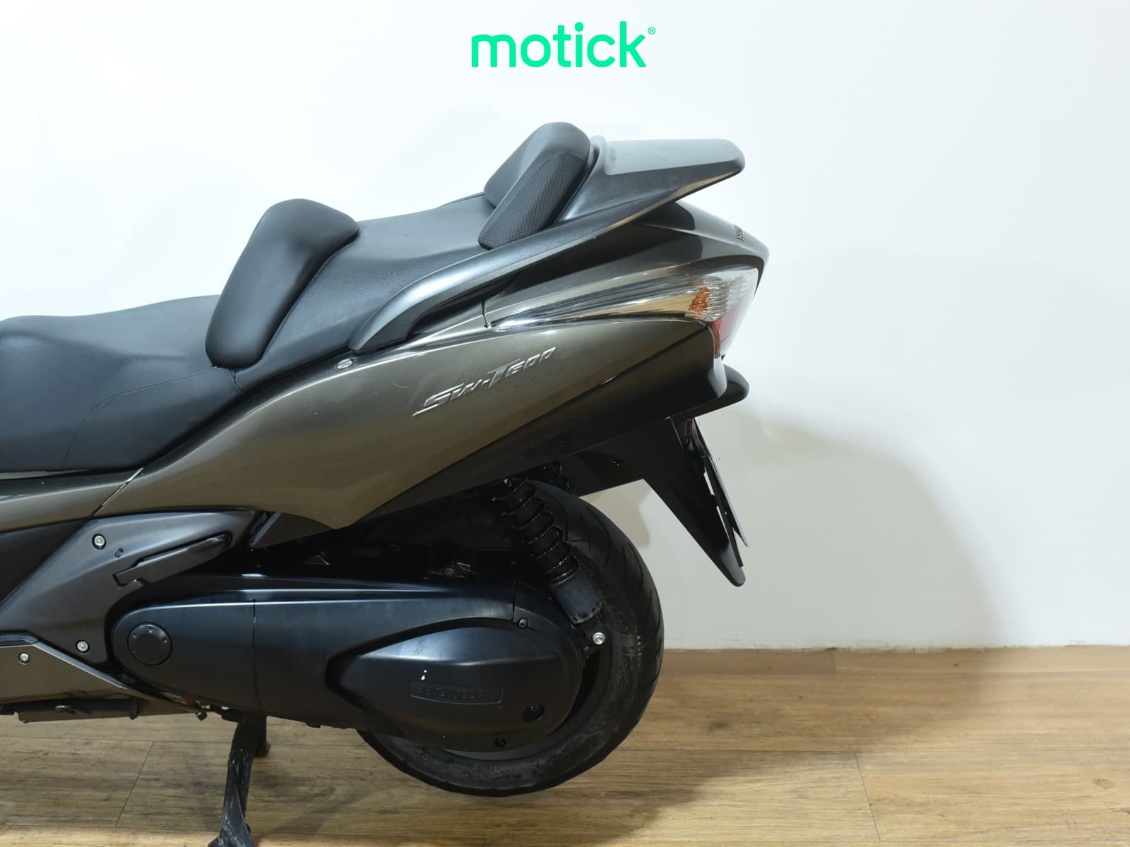 HONDA SILVER WING 600