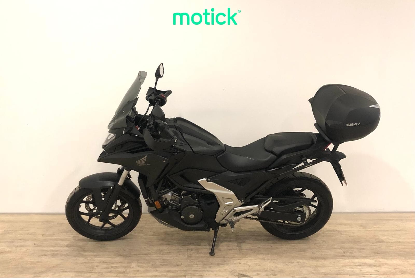 HONDA NC 750 X (A) (DCT) (TOP CASE)