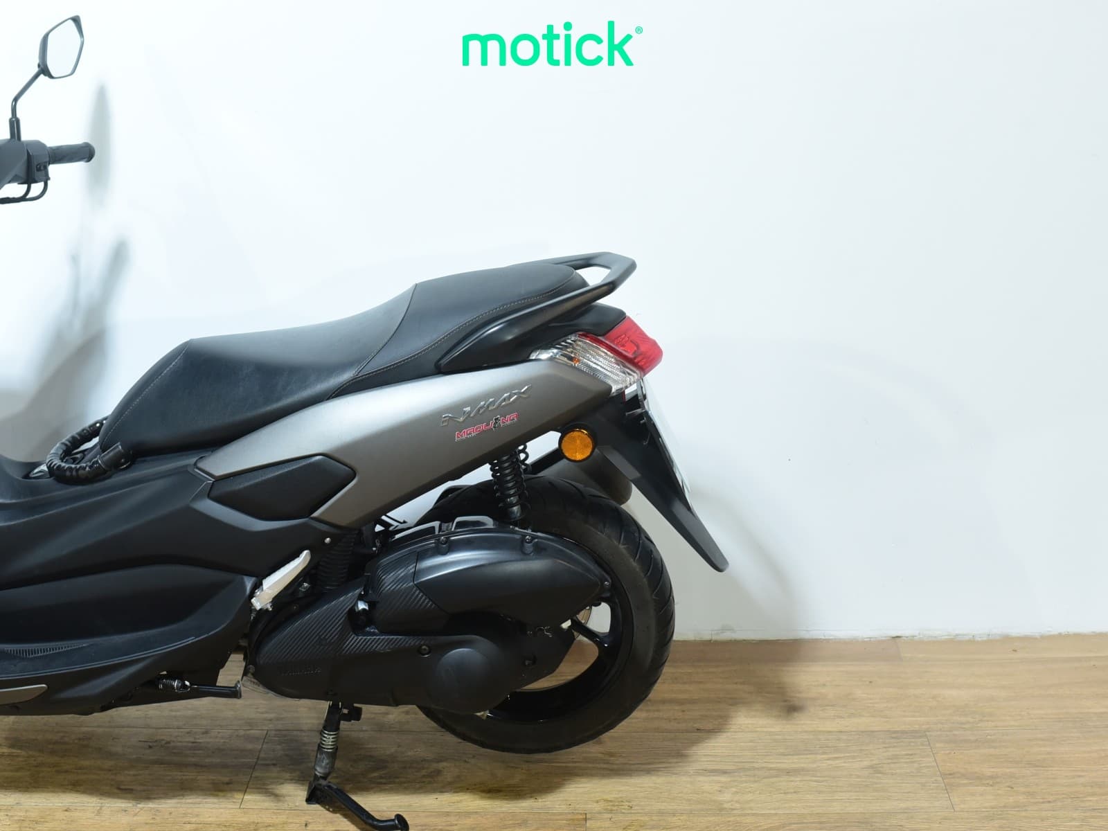 YAMAHA NMAX 125