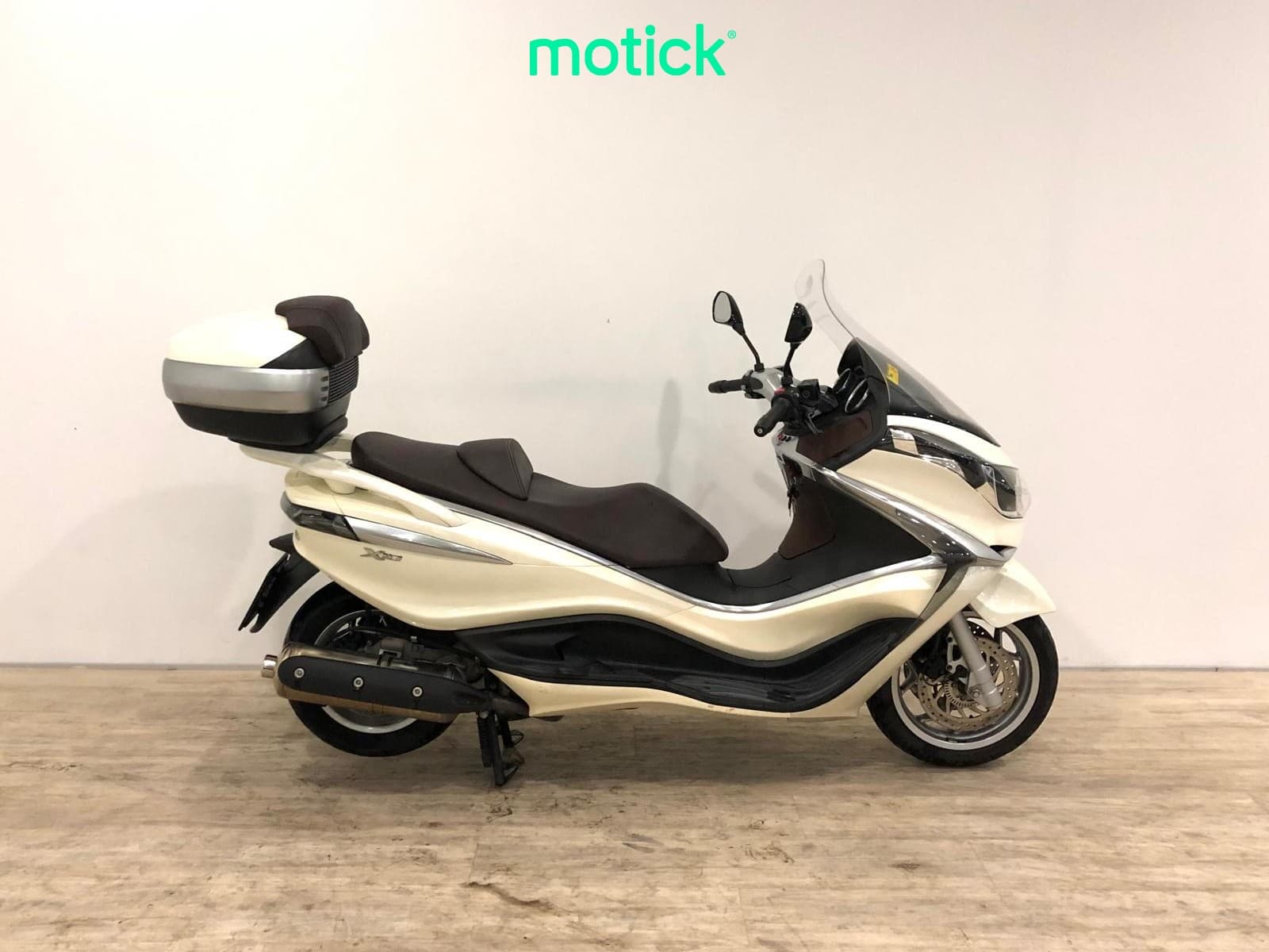 PIAGGIO X 10 500 EXECUTIVE (A2) (IVA DEDUCIBLE)