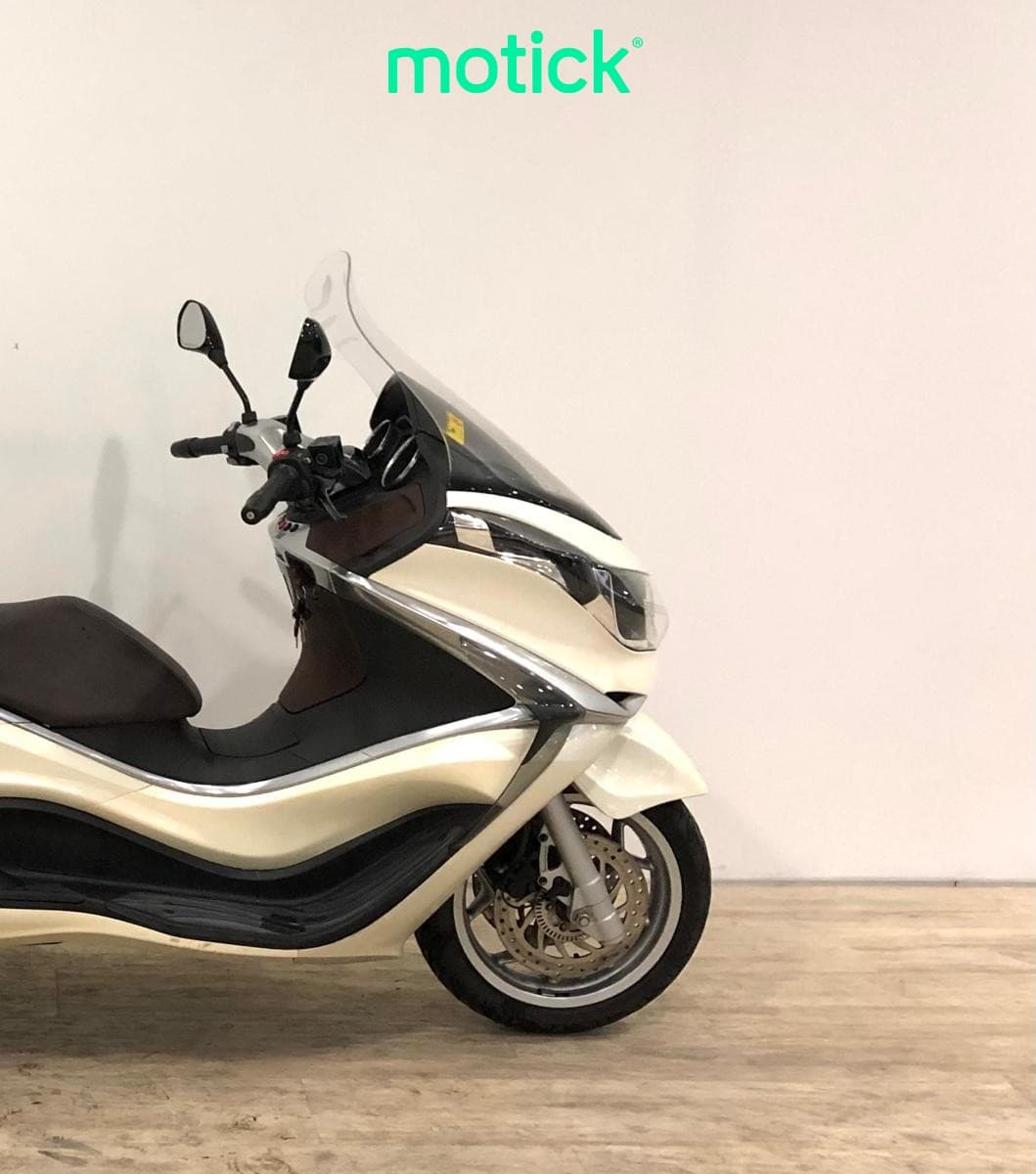 PIAGGIO X 10 500 EXECUTIVE (A2) (IVA DEDUCIBLE)