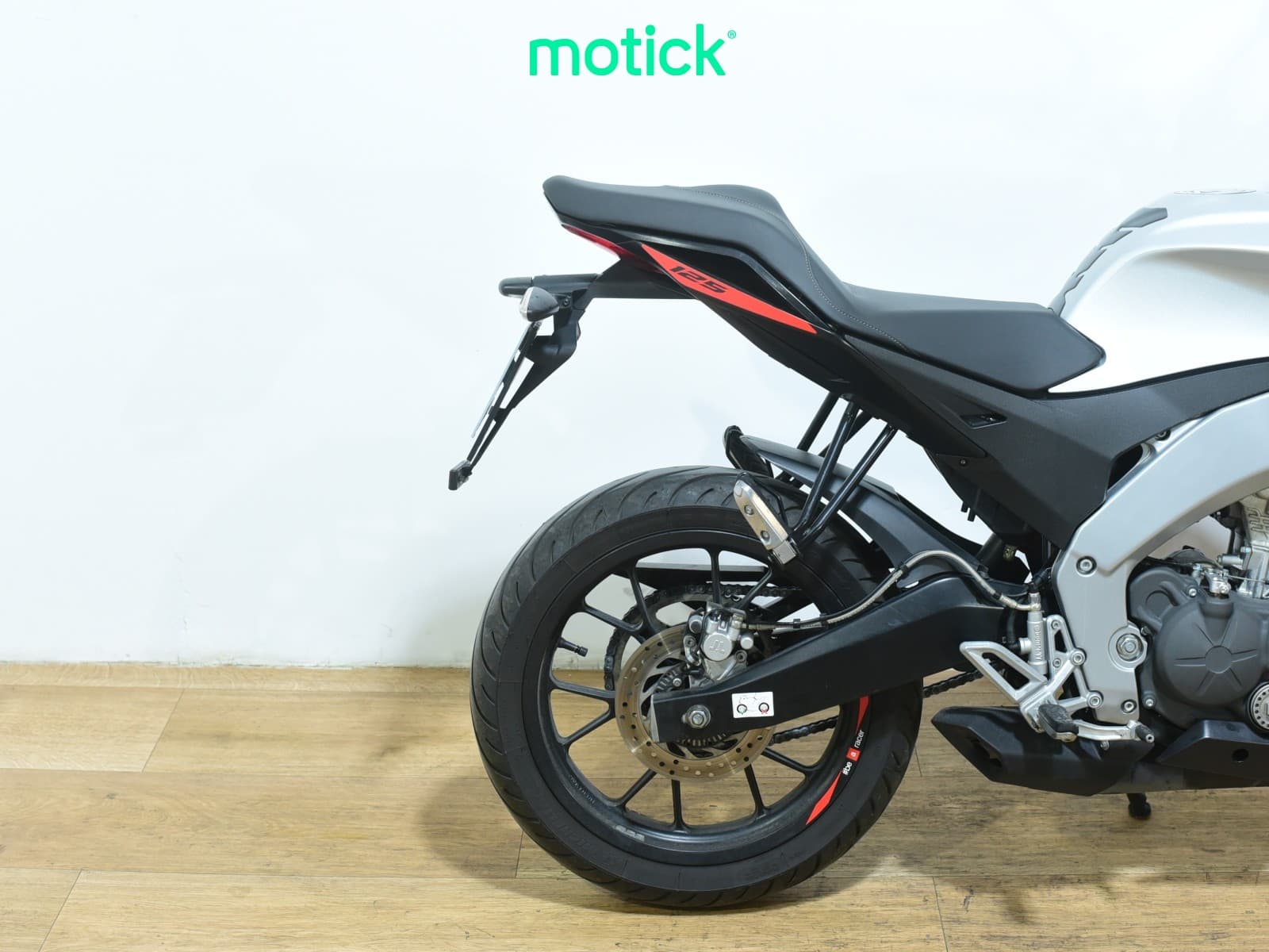 APRILIA TUONO 125